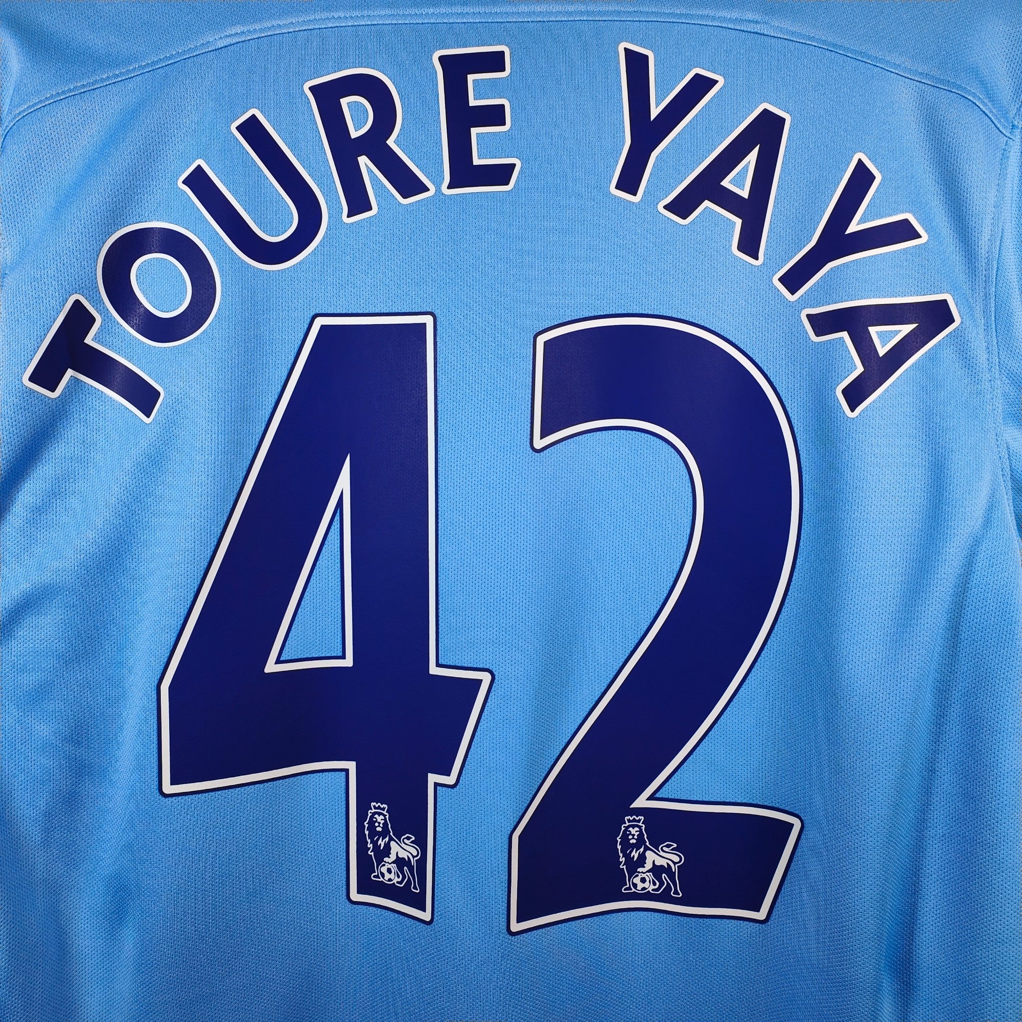 2015-16 Manchester City Home Shirt Toure Yaya 