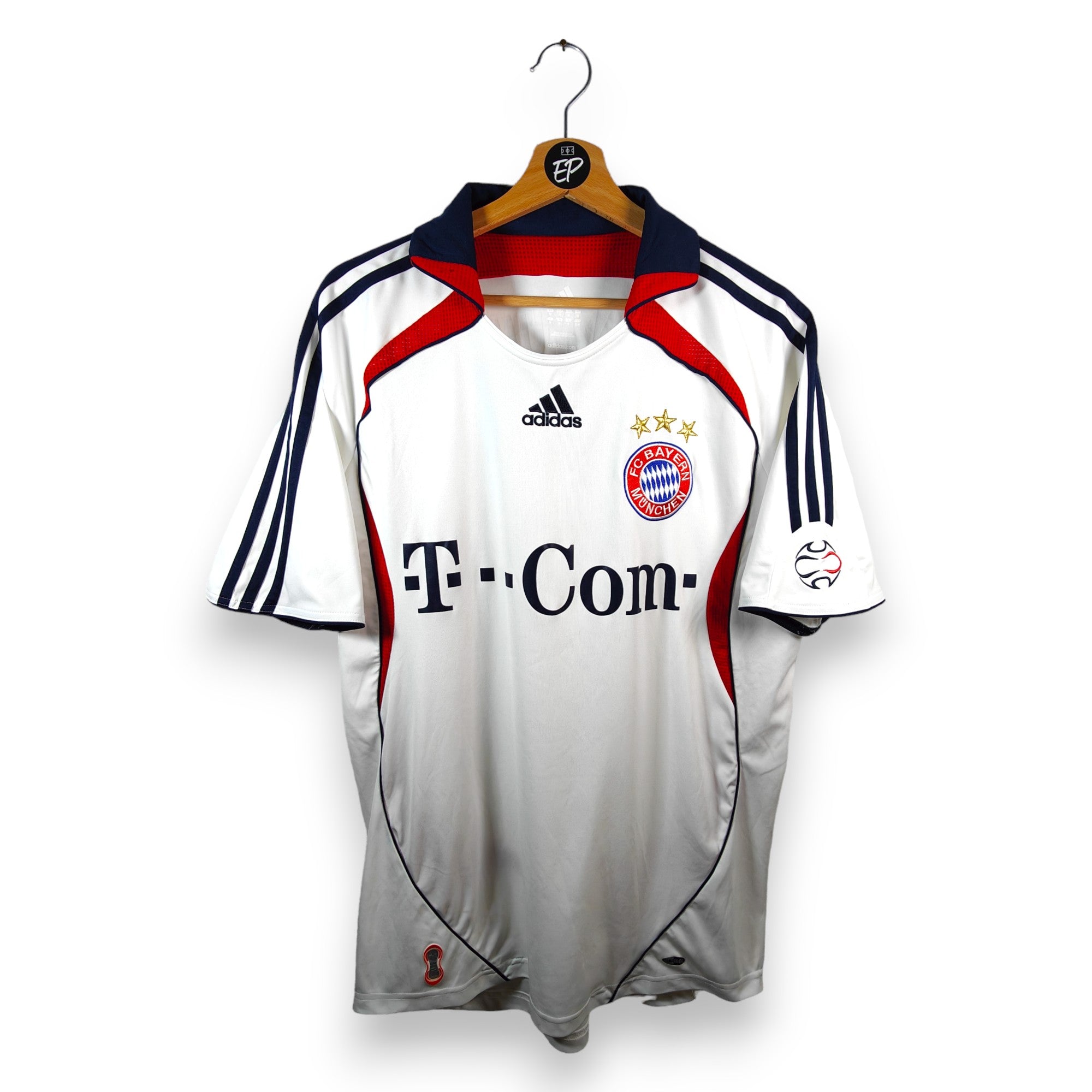 Bayern Munich Away Shirt (M)