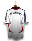 2006-07 Bayern Munich Away Shirt (M)