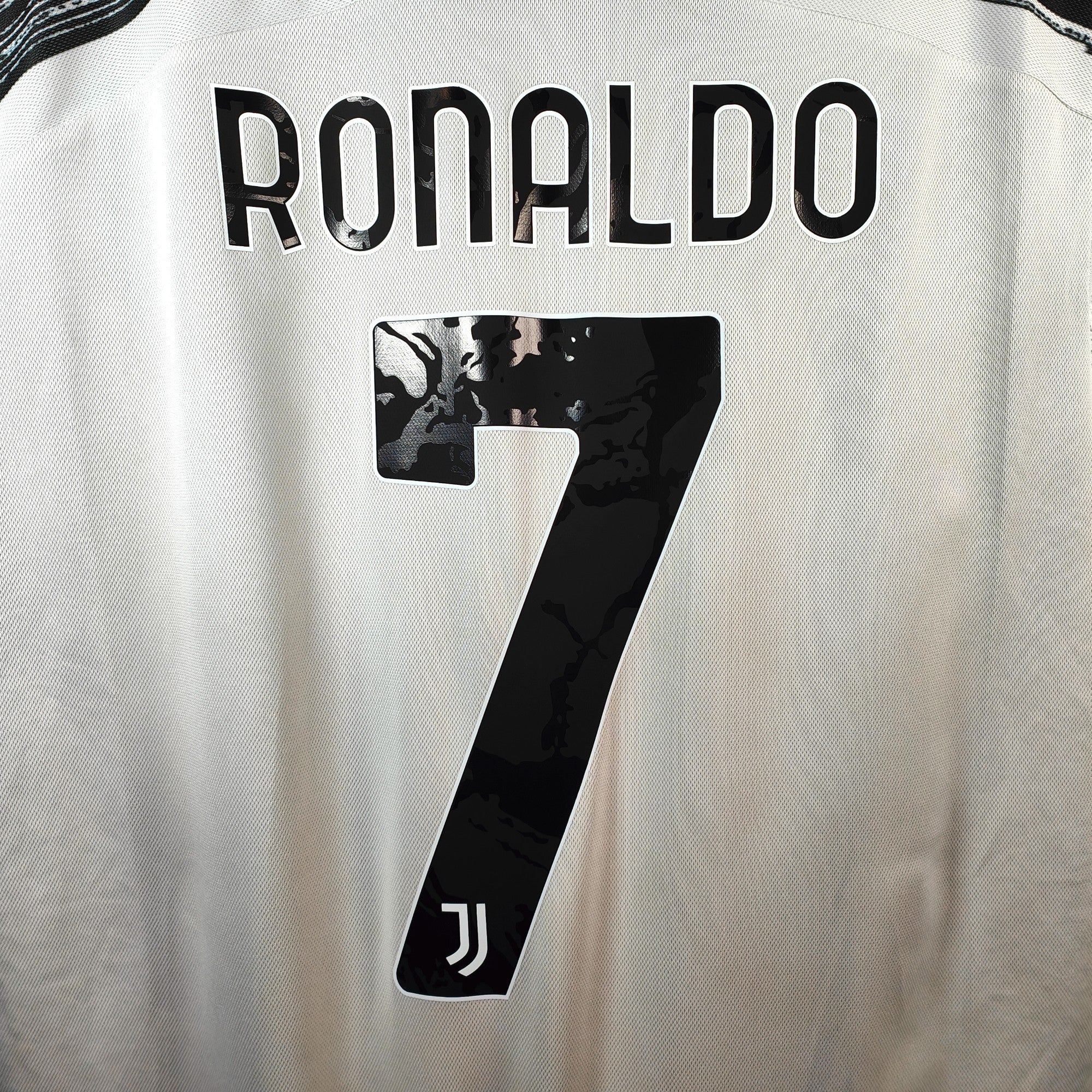 2020-21 Juventus Home Shirt Ronaldo 