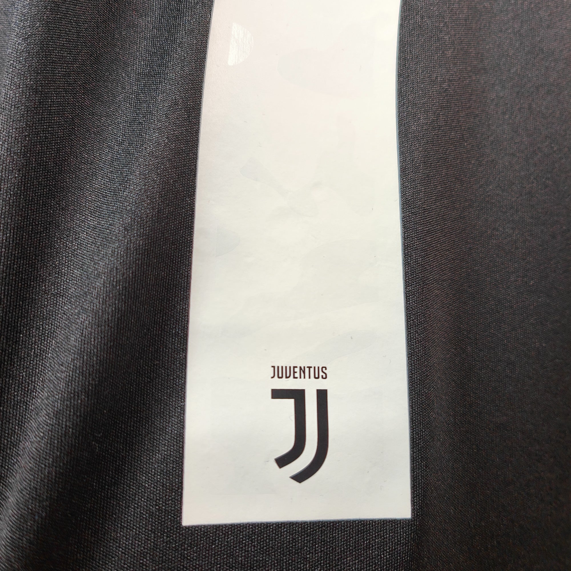 2019-20 Juventus Home Shirt Ronaldo 