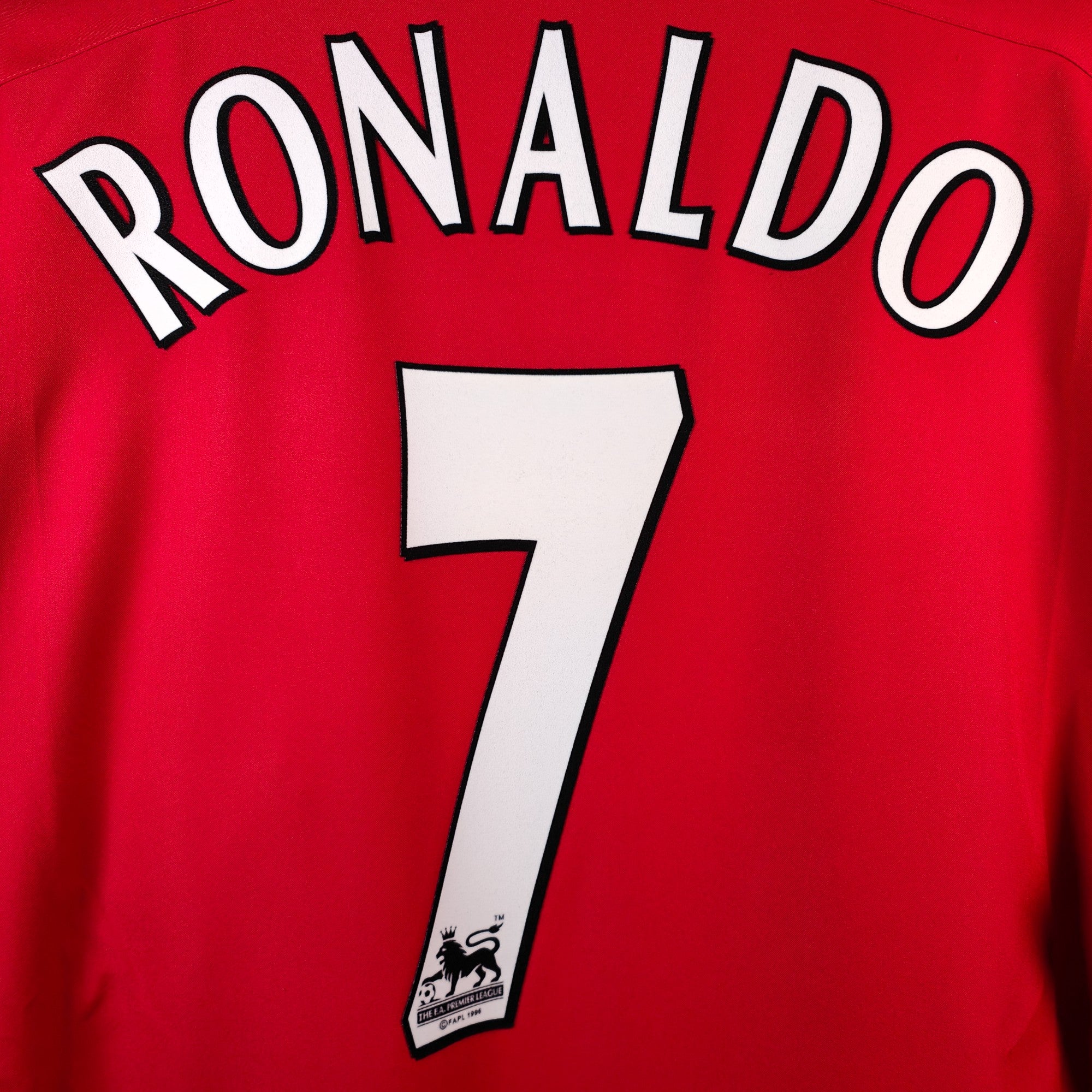 2002-04 Manchester United Home Shirt Ronaldo 