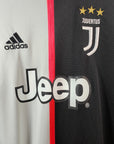 2019-20 Juventus Home Shirt Ronaldo 