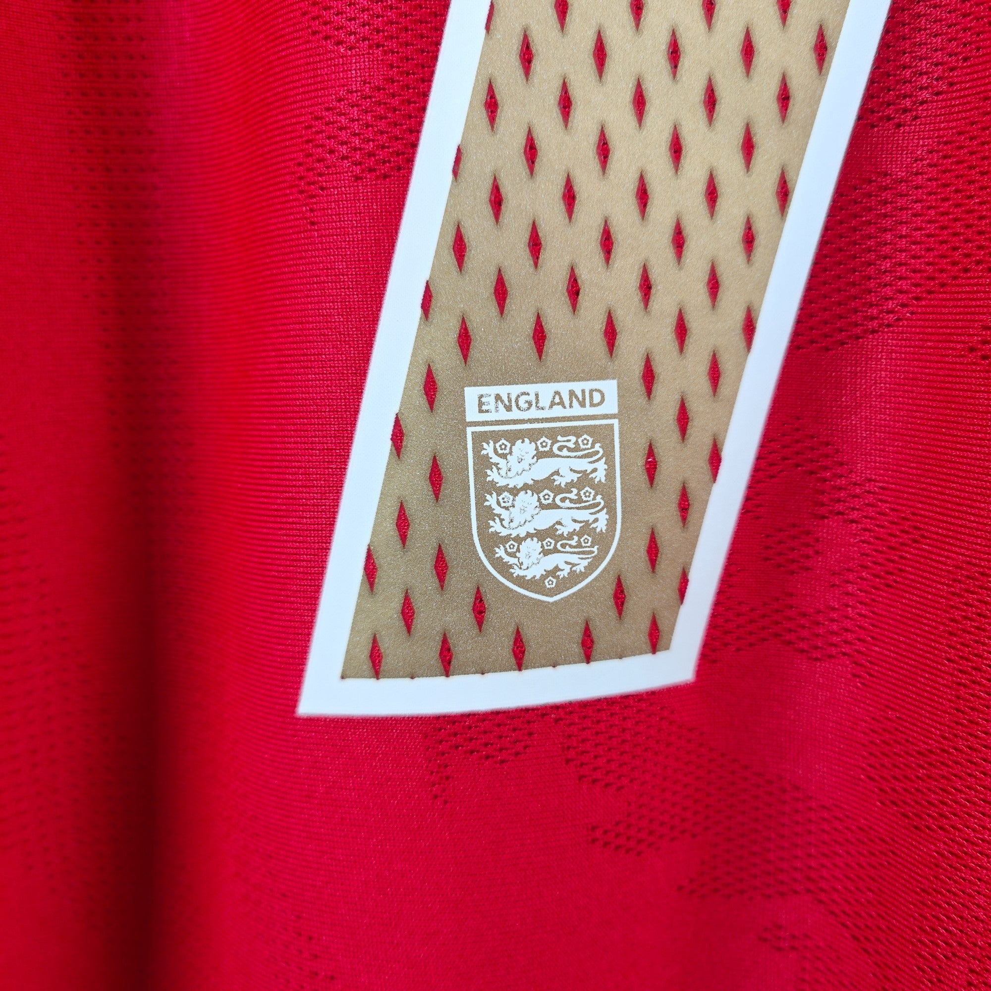 2006-08 England Away Shirt Beckham 