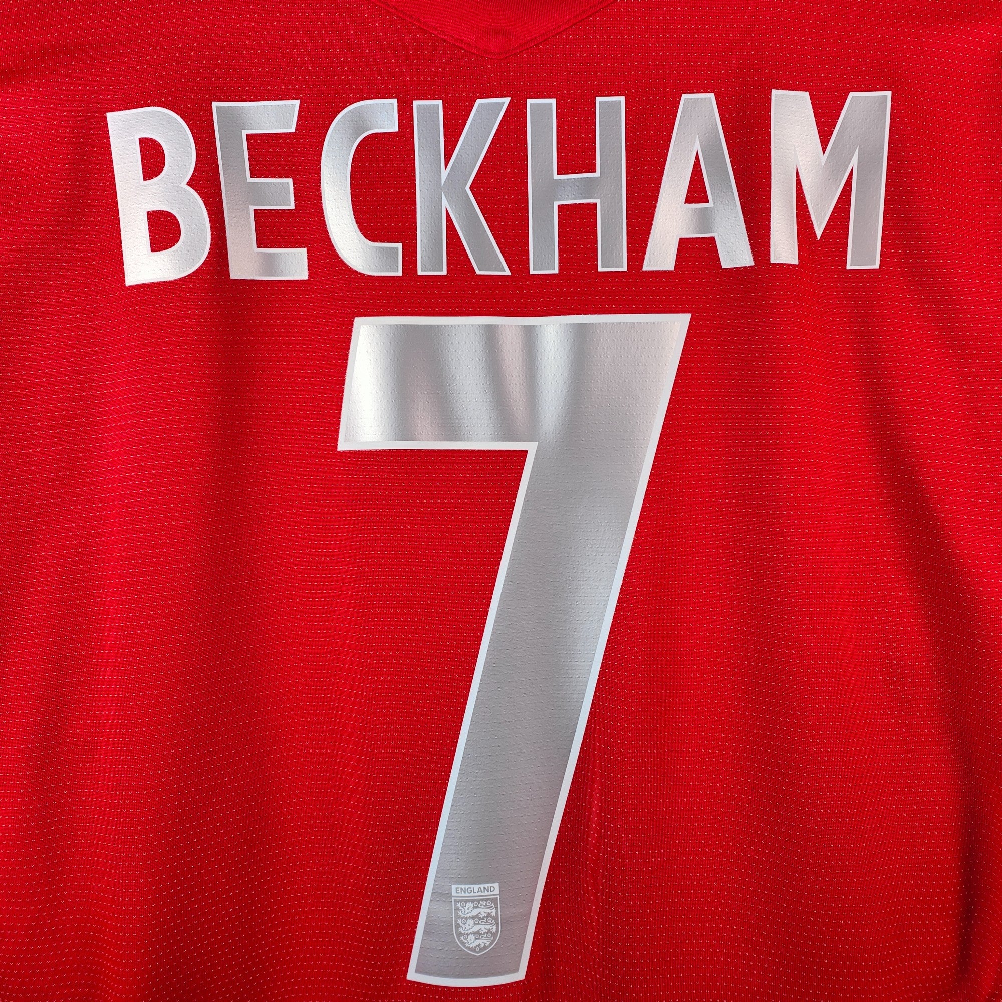 2004-06 England Away Shirt Beckham 