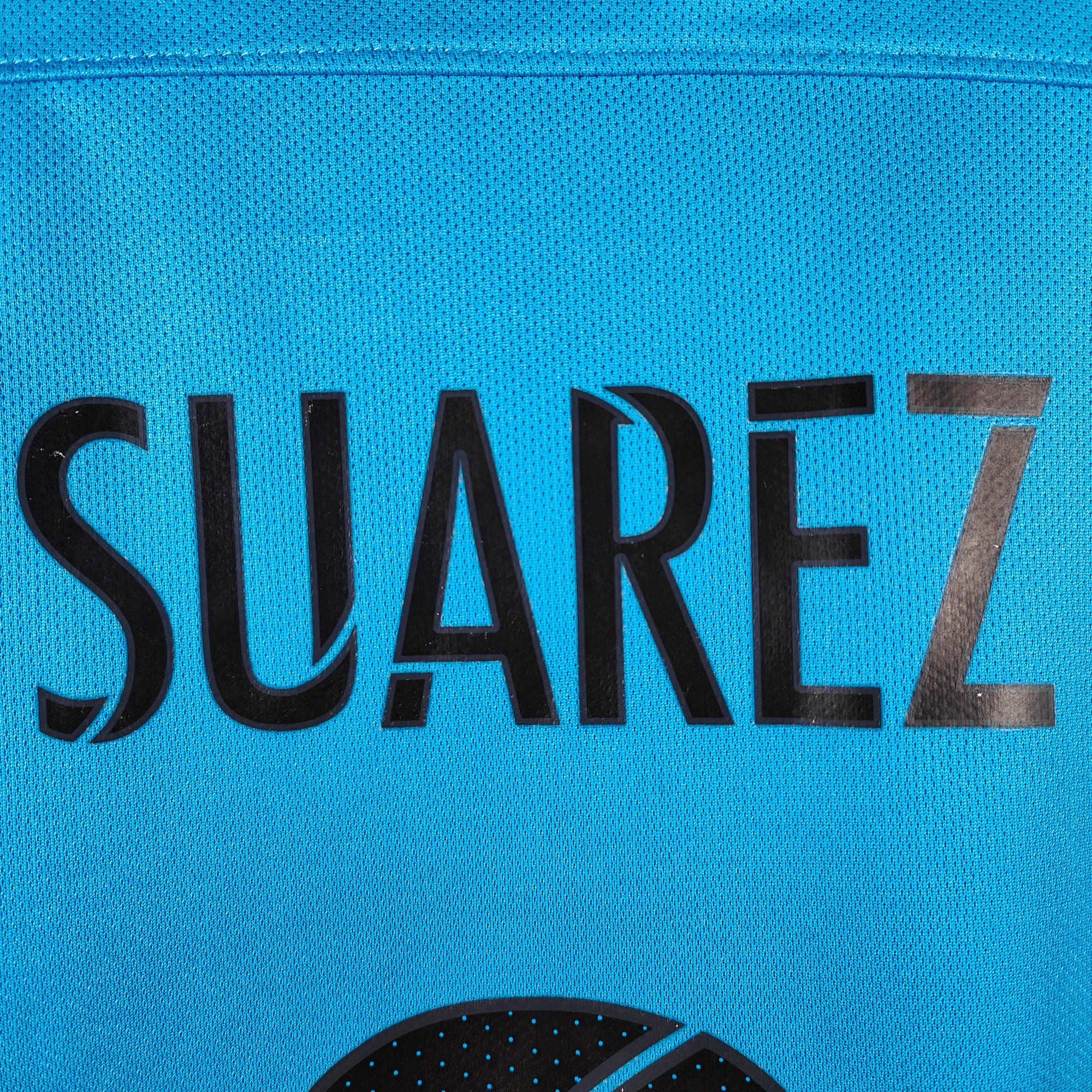 2015-16 FC Barcelona Third Shirt Suarez 