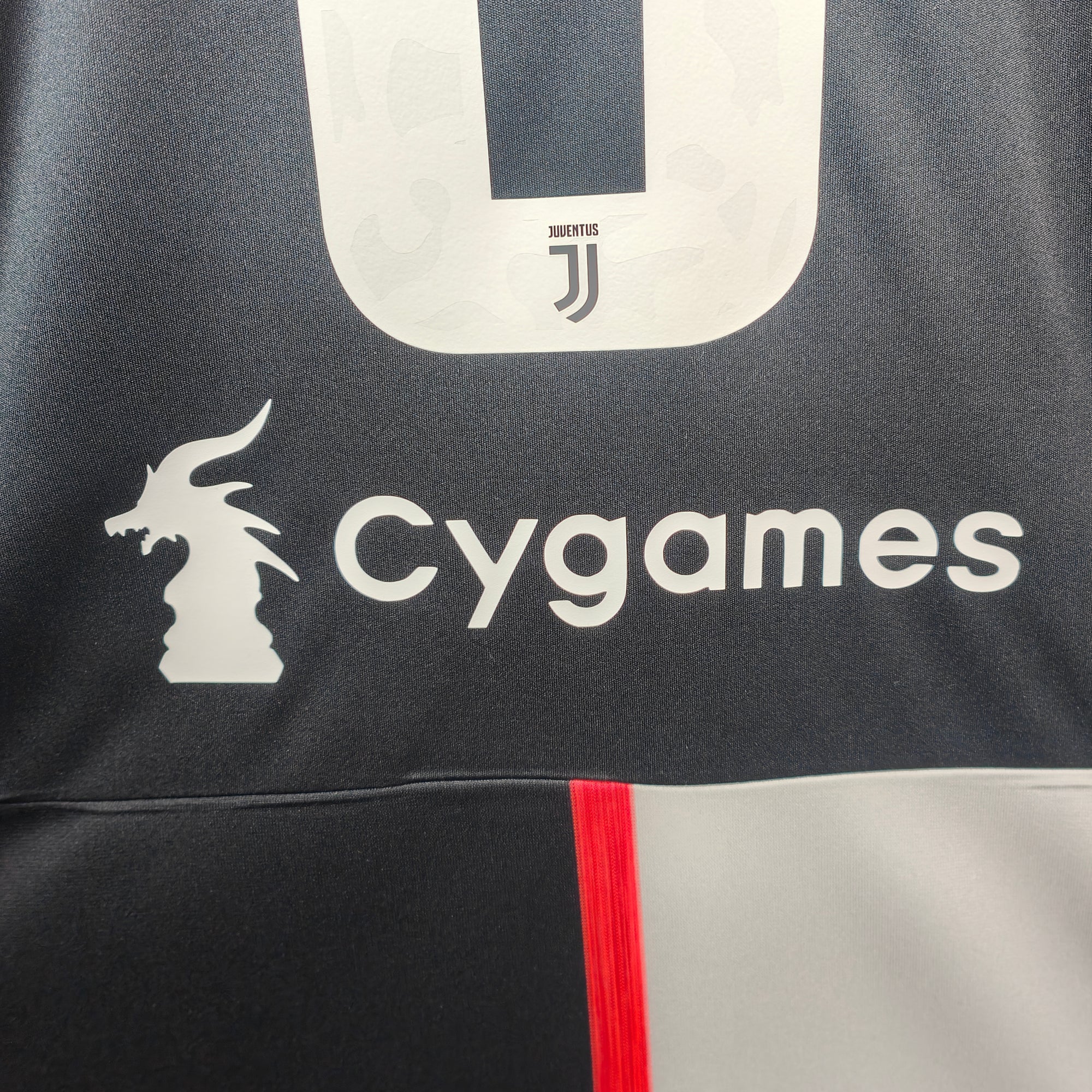 2019-20 Juventus Home Shirt Chiellini 