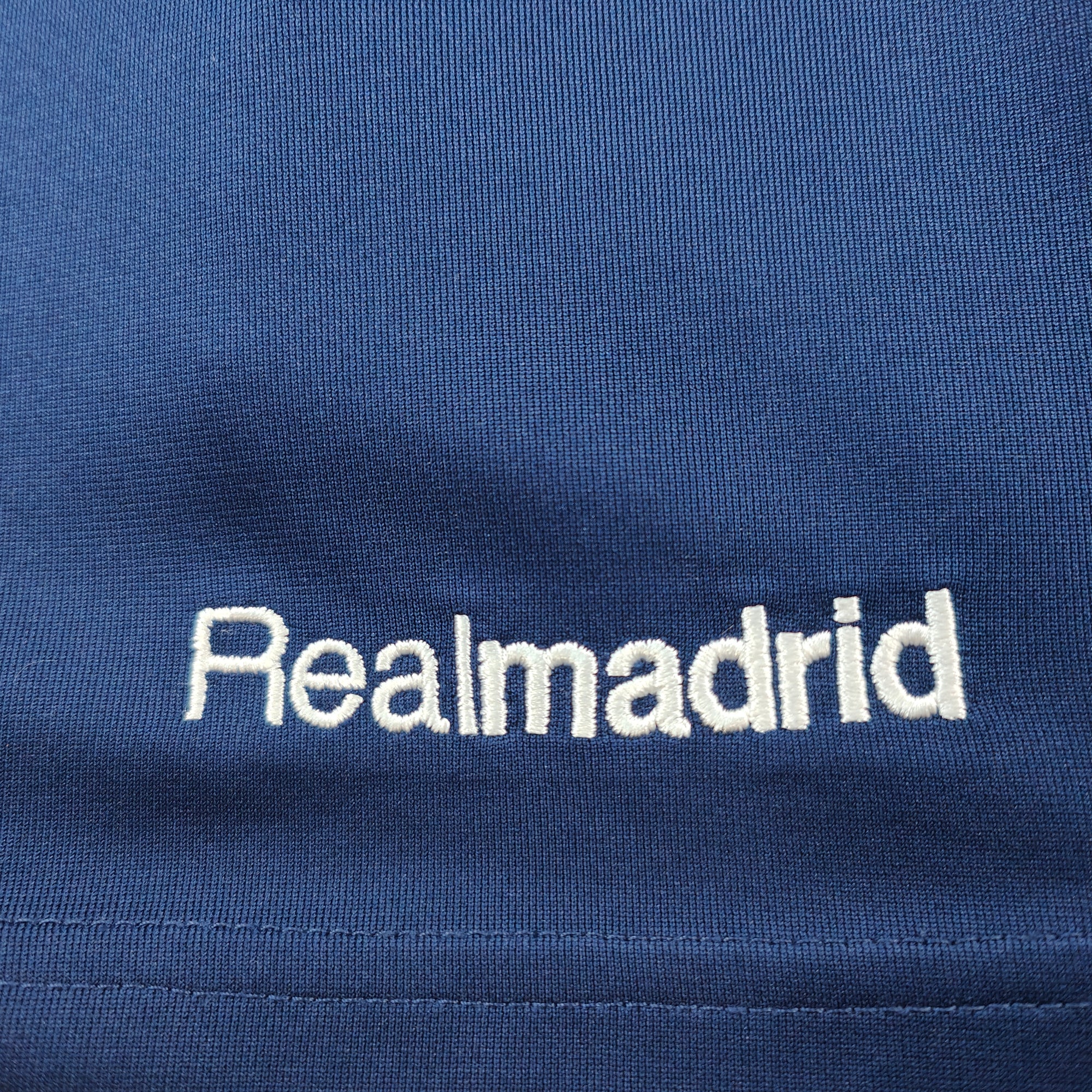 2005-06 Real Madrid Away Shirt Zidane 