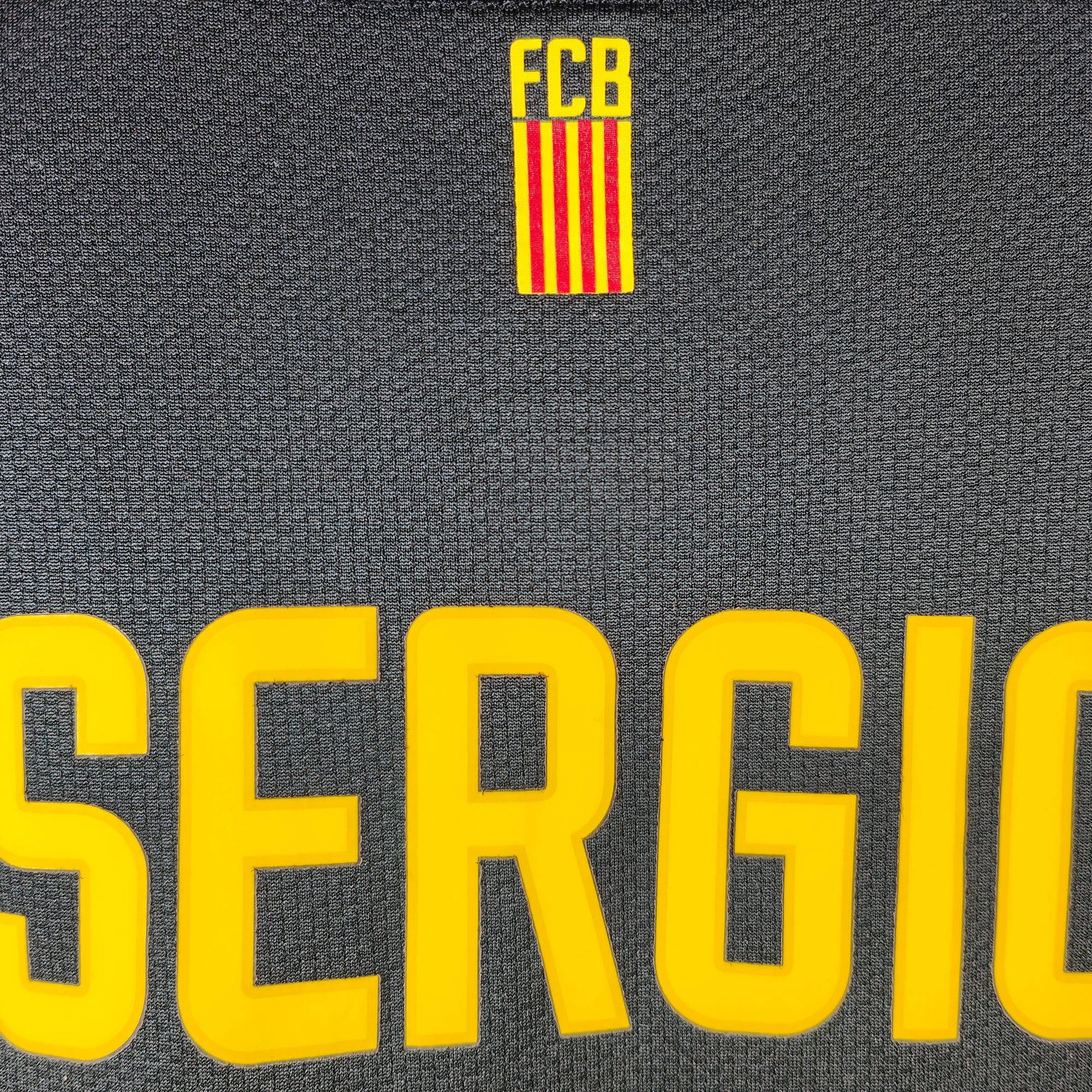 2011-12 FC Barcelona LS Away Shirt Sergio 