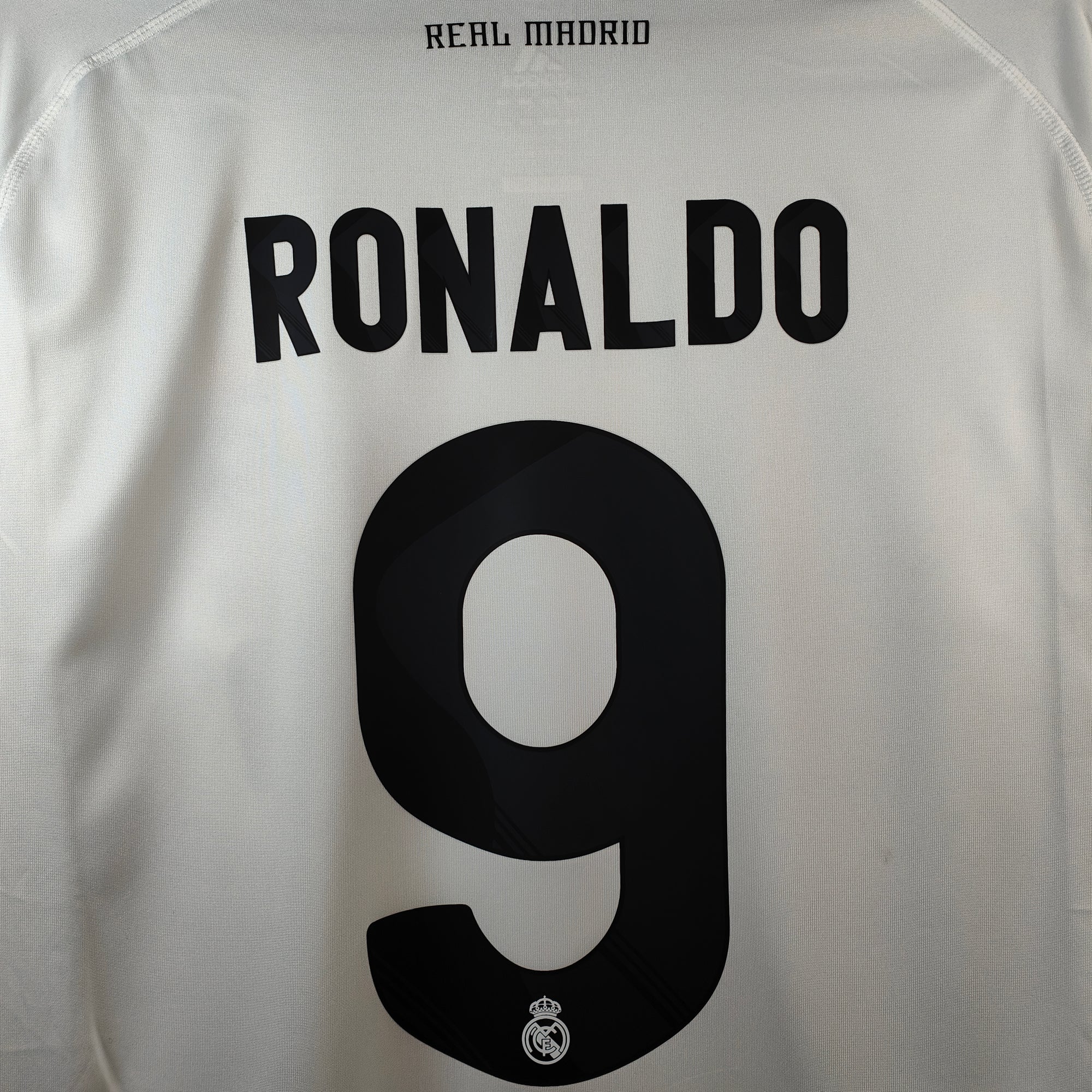 2009-10 Real Madrid Home Shirt Ronaldo 