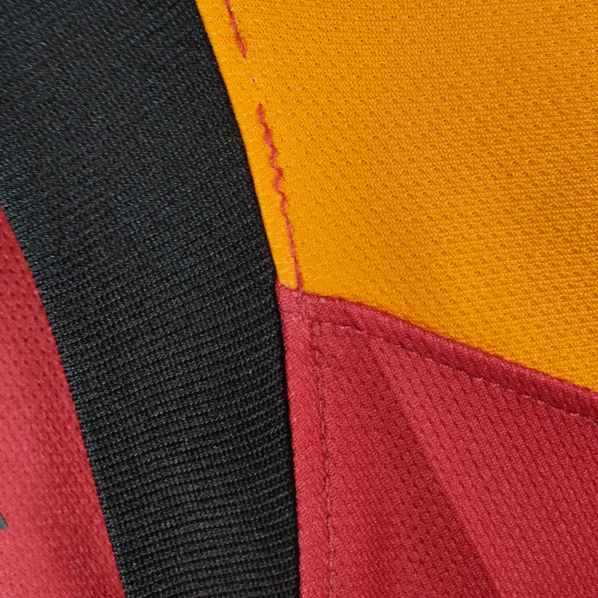 2019-20 Galatasaray Home Shirt (M)