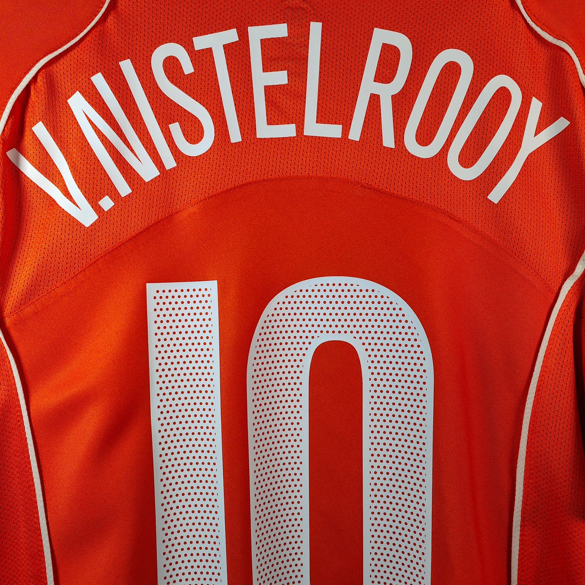 2004-06 Netherlands Home Shirt van Nistelrooy 