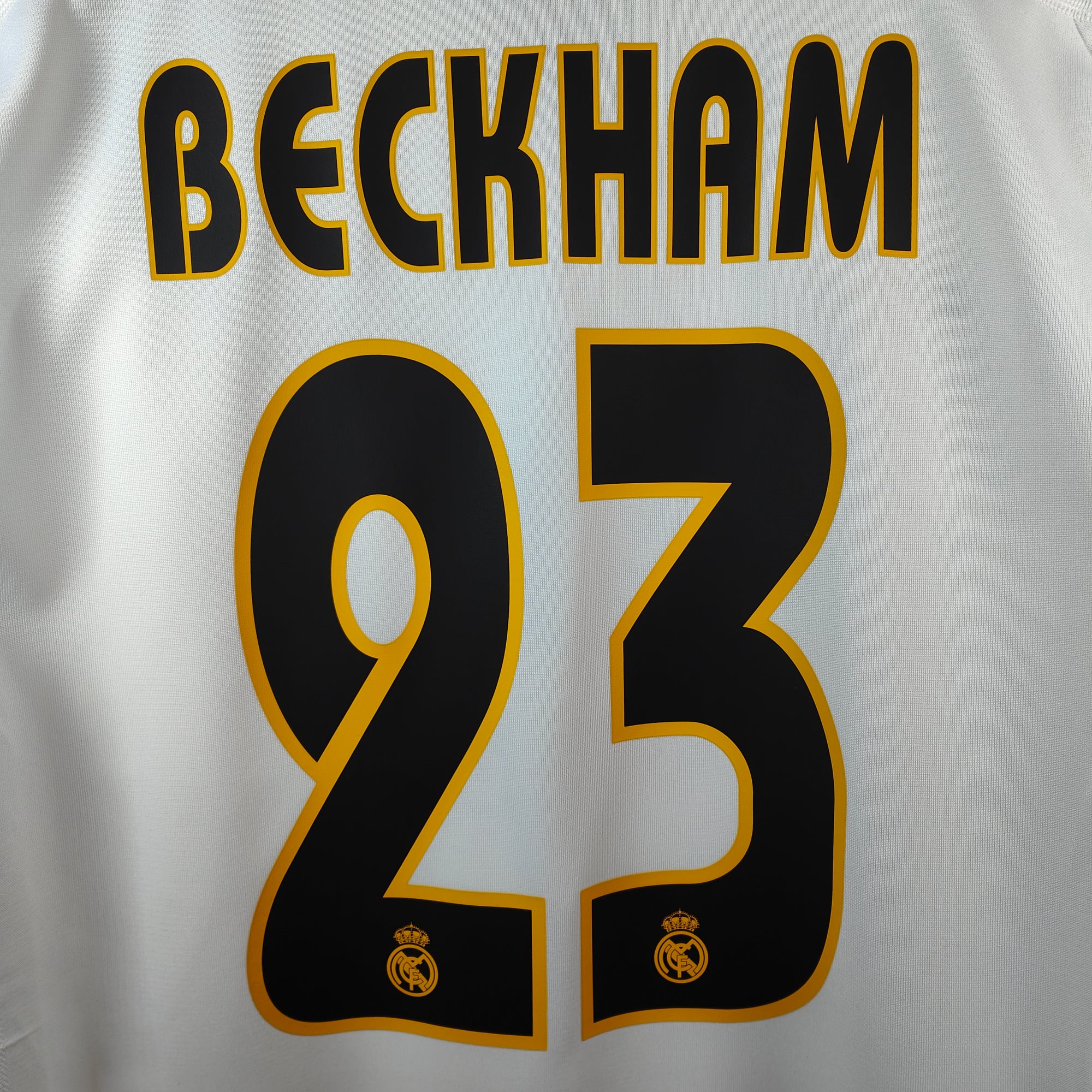 2003-04 Real Madrid Home Shirt Beckham 