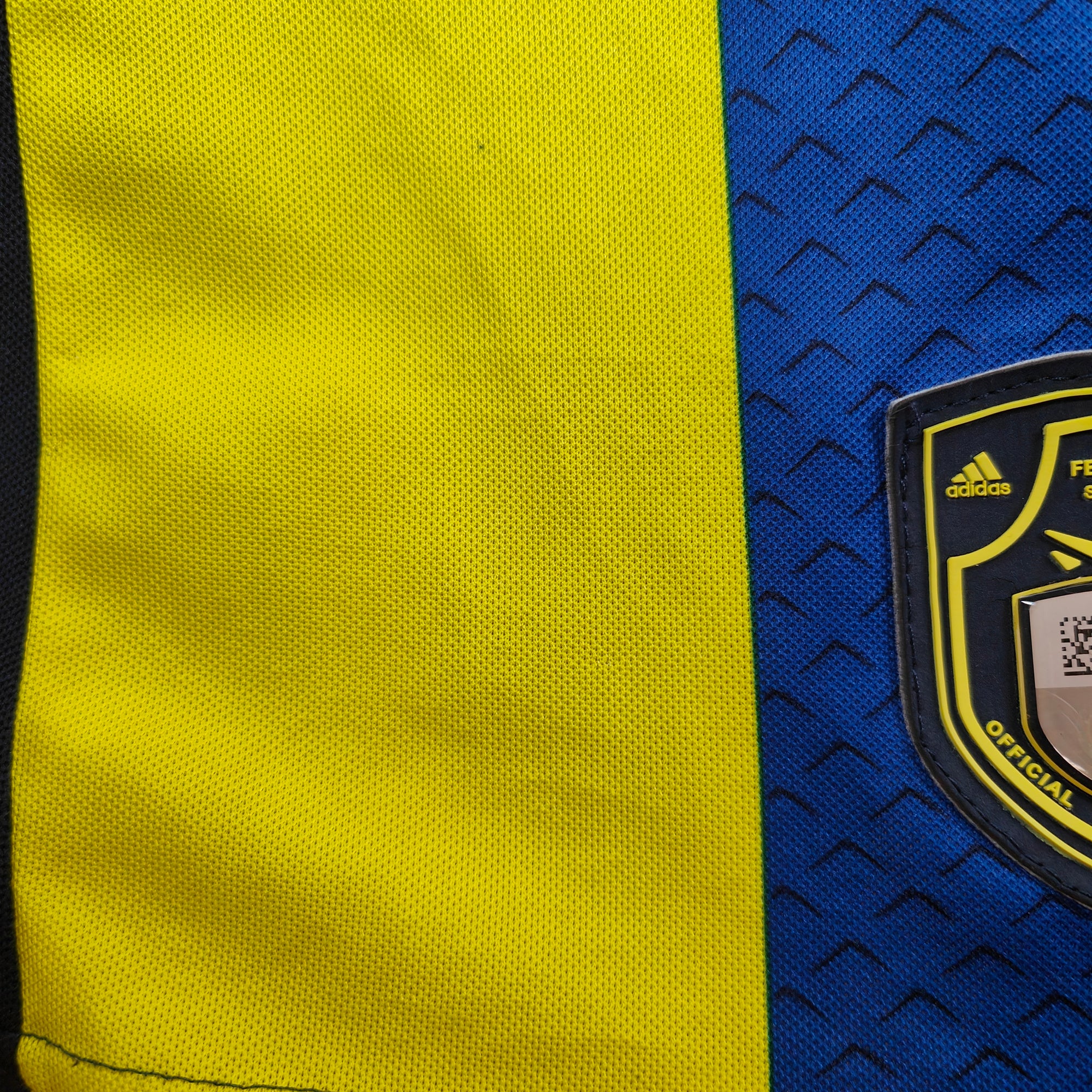 2012-13 Fenerbahce Home Shirt (XL)