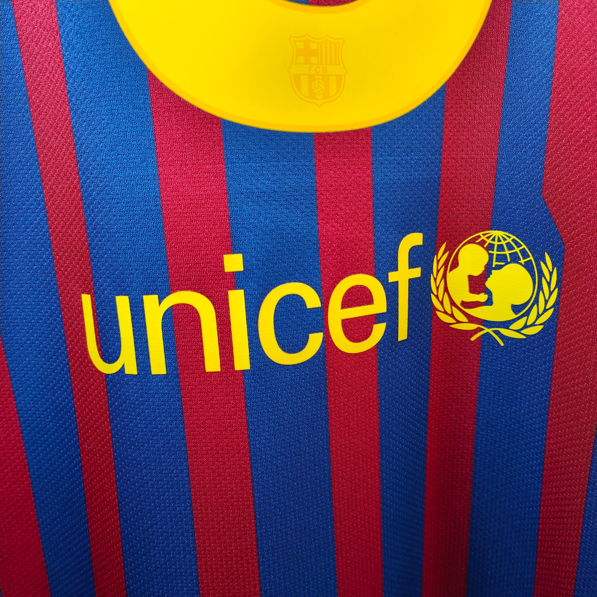 2011-12 FC Barcelona Home Shirt Iniesta 