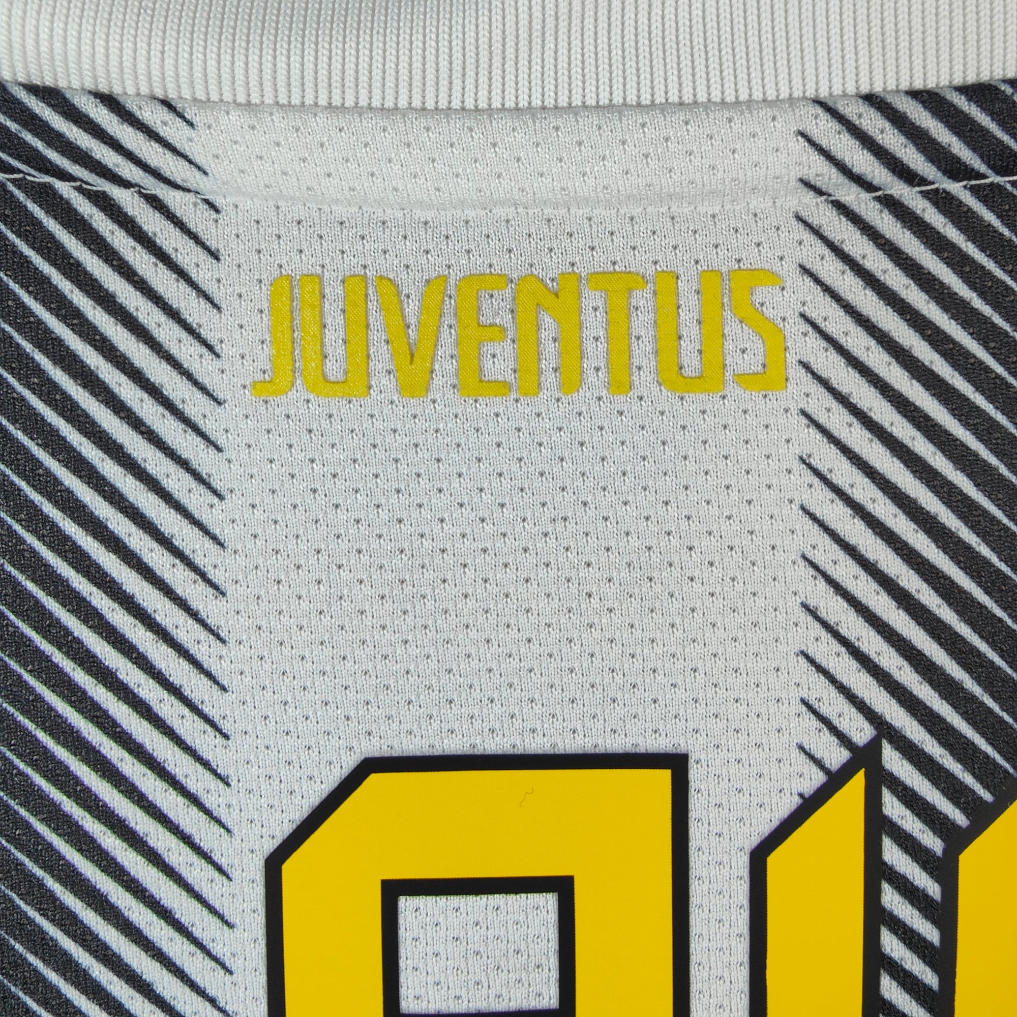 2011-12 Juventus Home Shirt Del Piero 