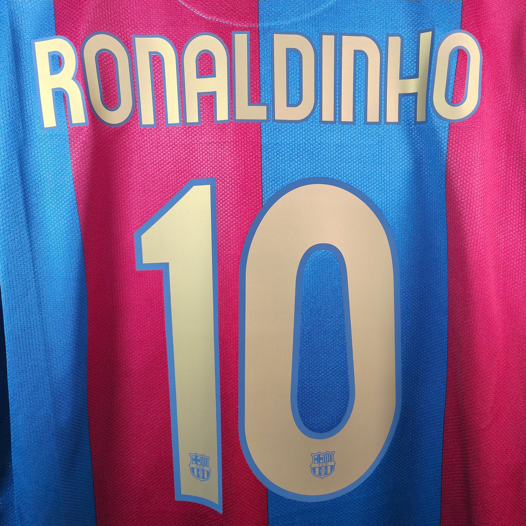 2006-07 FC Barcelona Heimtrikot Ronaldinho 