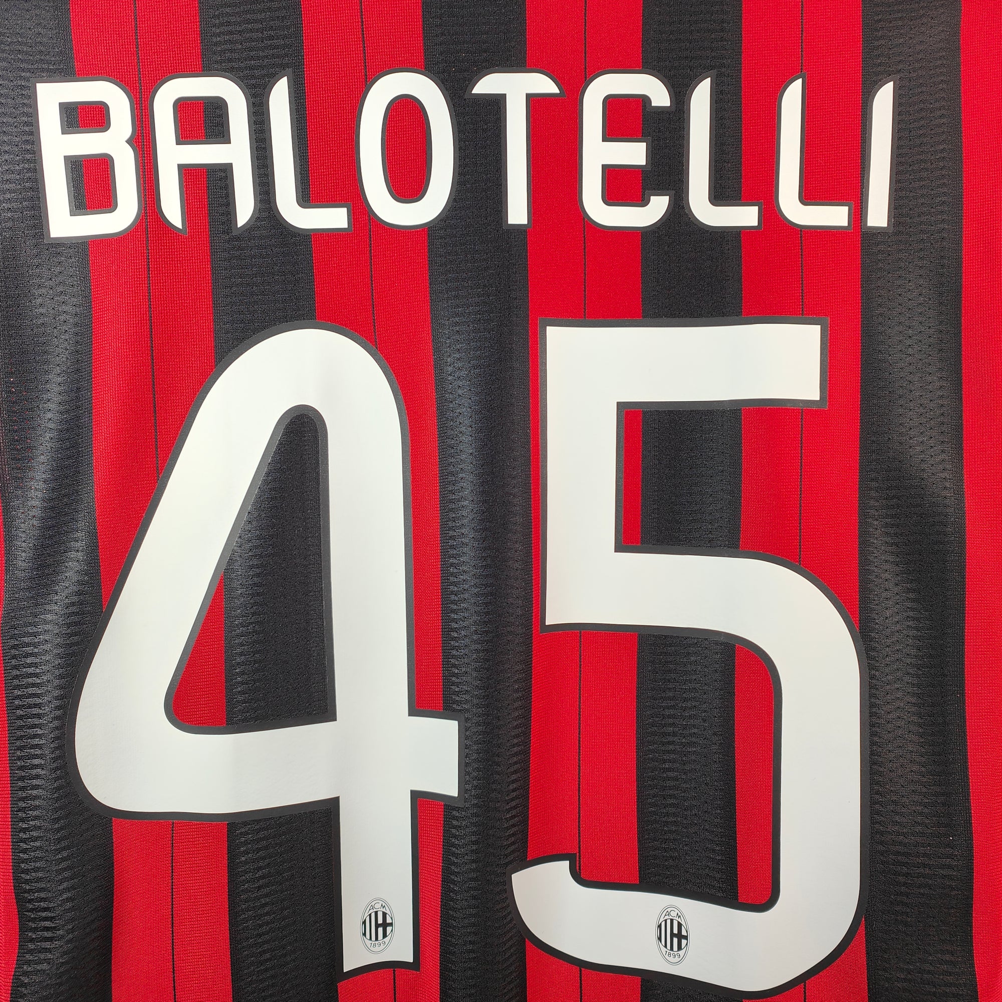 2013-14 AC Milan Home Shirt Balotelli 