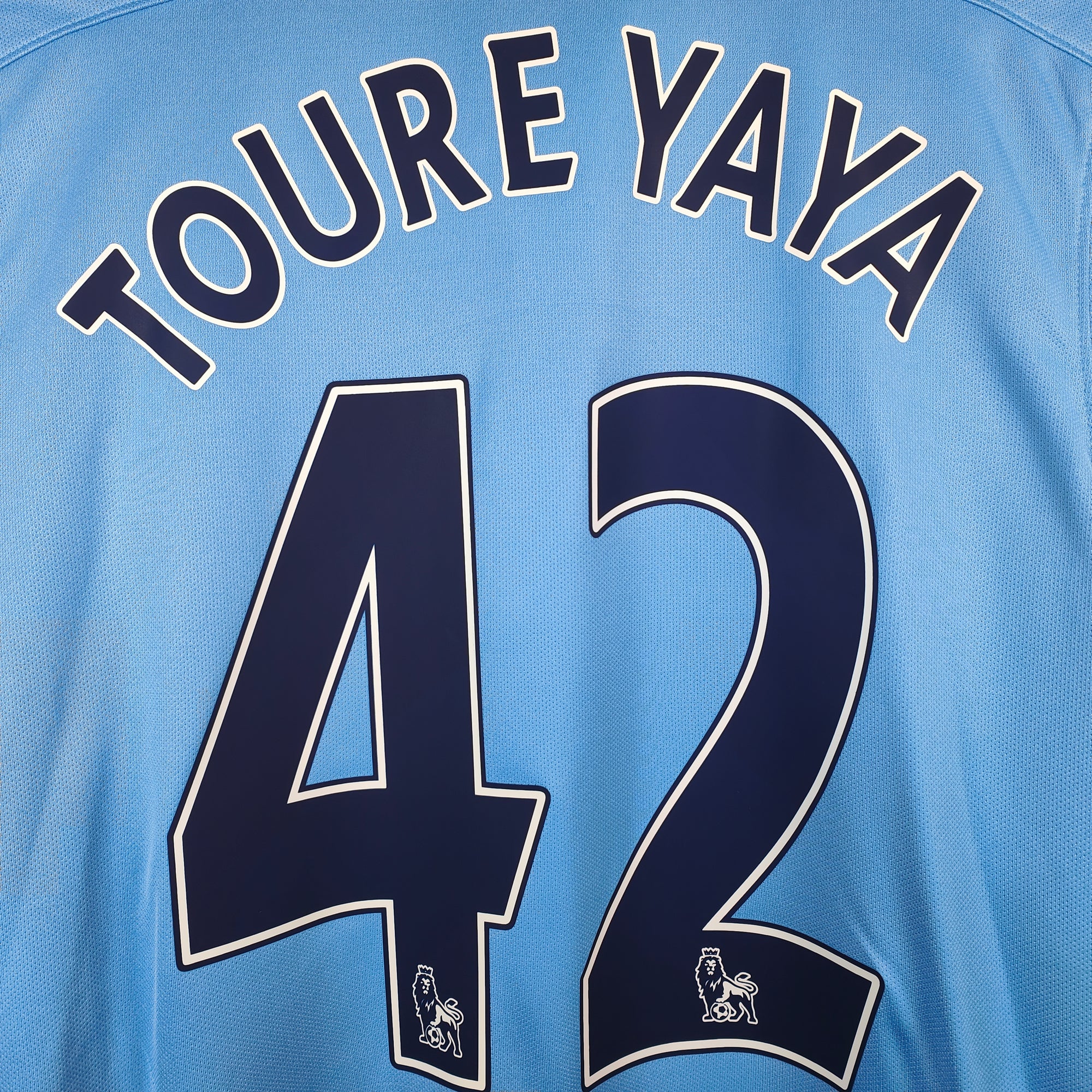 2015-16 Manchester City Home Shirt Toure Yaya 