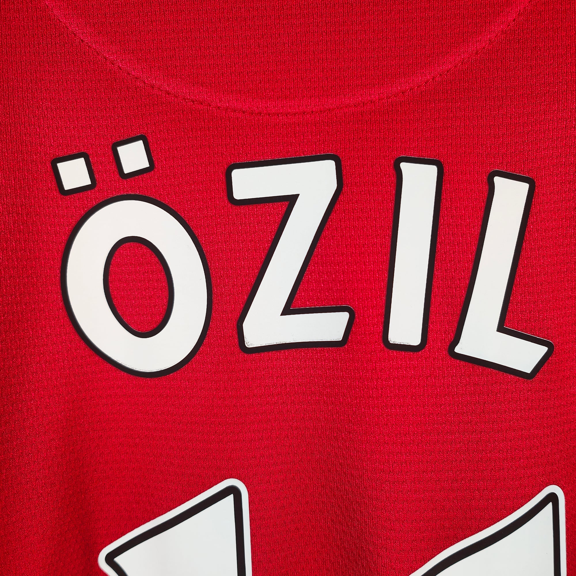 2012-14 Arsenal Home Shirt Ozil 