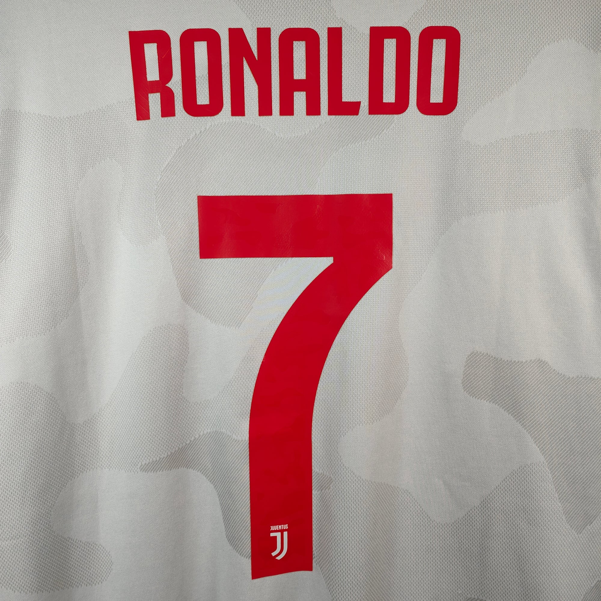 2019-20 Juventus Away Shirt Ronaldo 