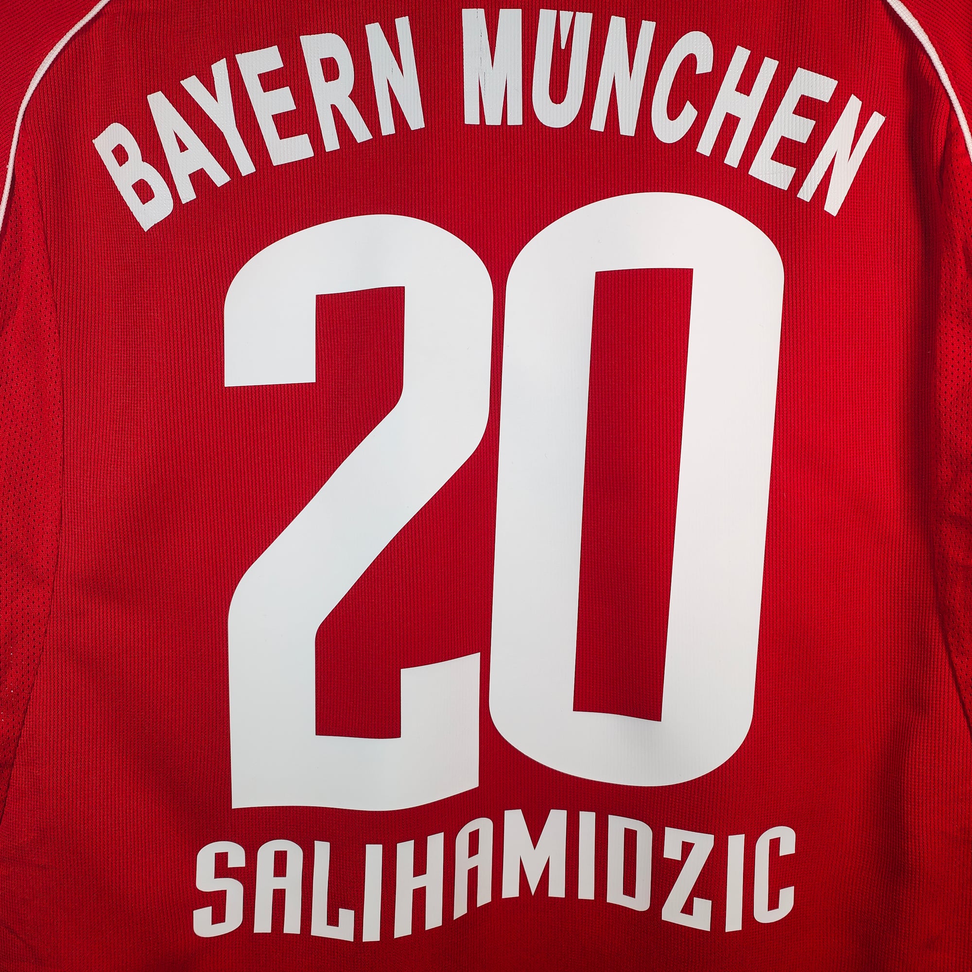 2006-07 Bayern Munich Home Shirt Salihamidzic 