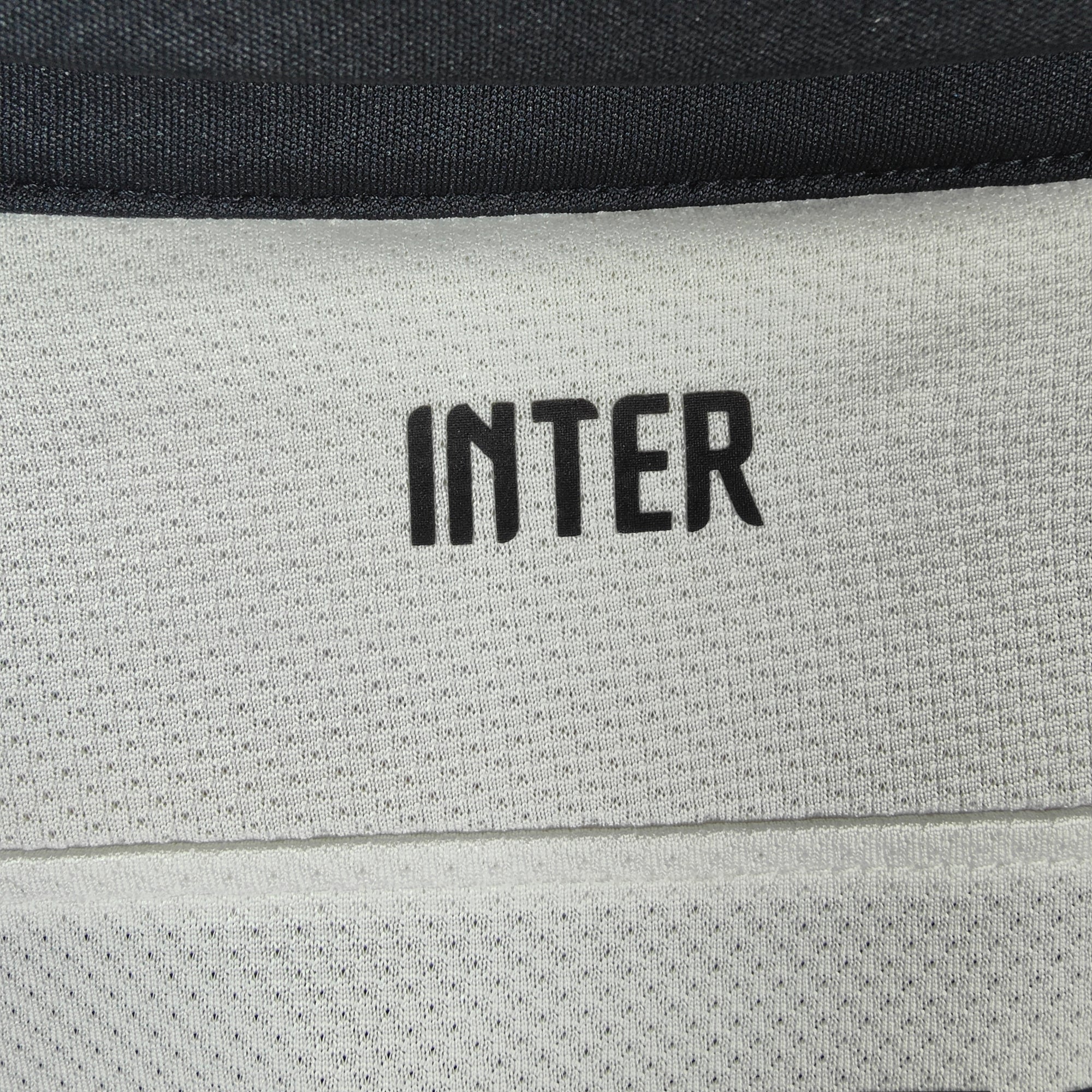 2011-12 Inter Milan Away Shirt Sneijder 