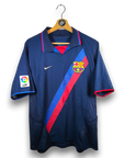 2002-03 FC Barcelona Away Shirt Iniesta 