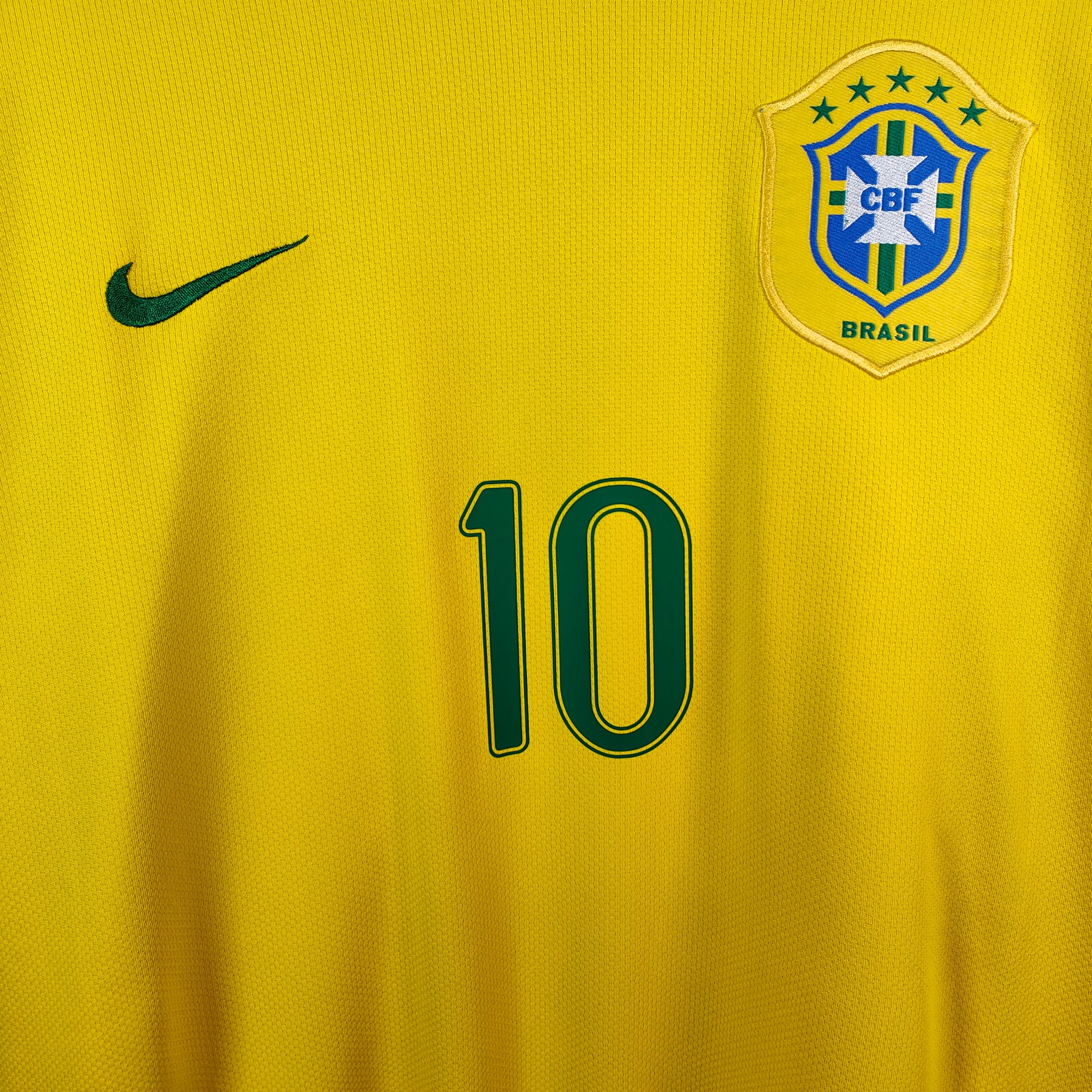 2006-08 Brazil Home Shirt Ronaldinho 