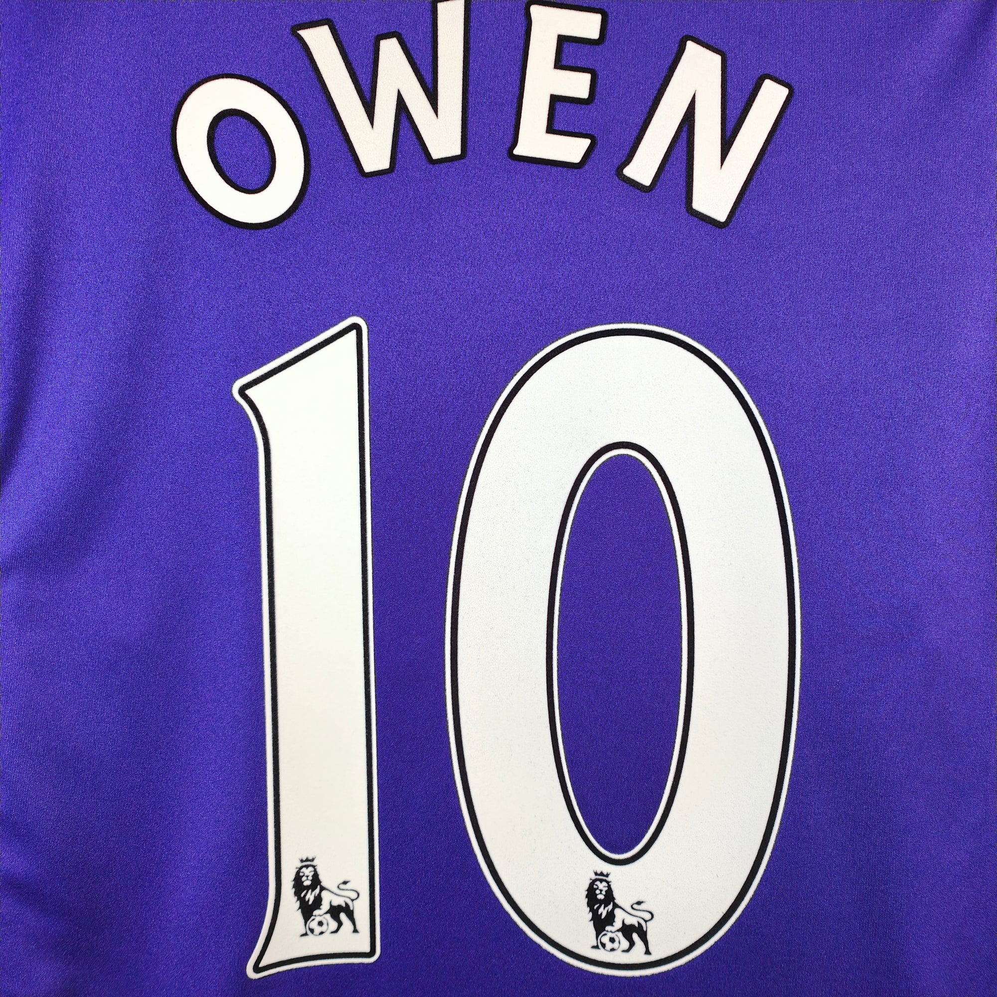 2008-09 Newcastle Away Shirt Owen 