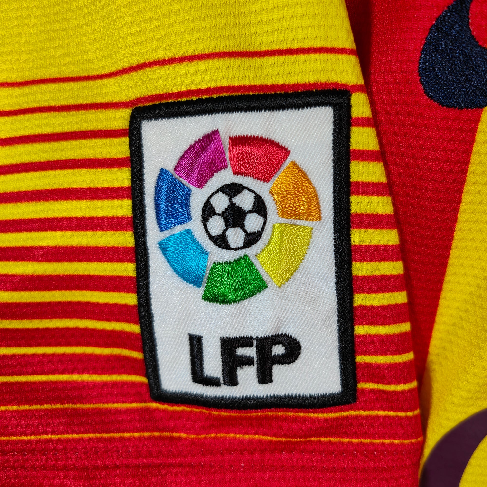 2013-14 FC Barcelona Away Shirt Iniesta 