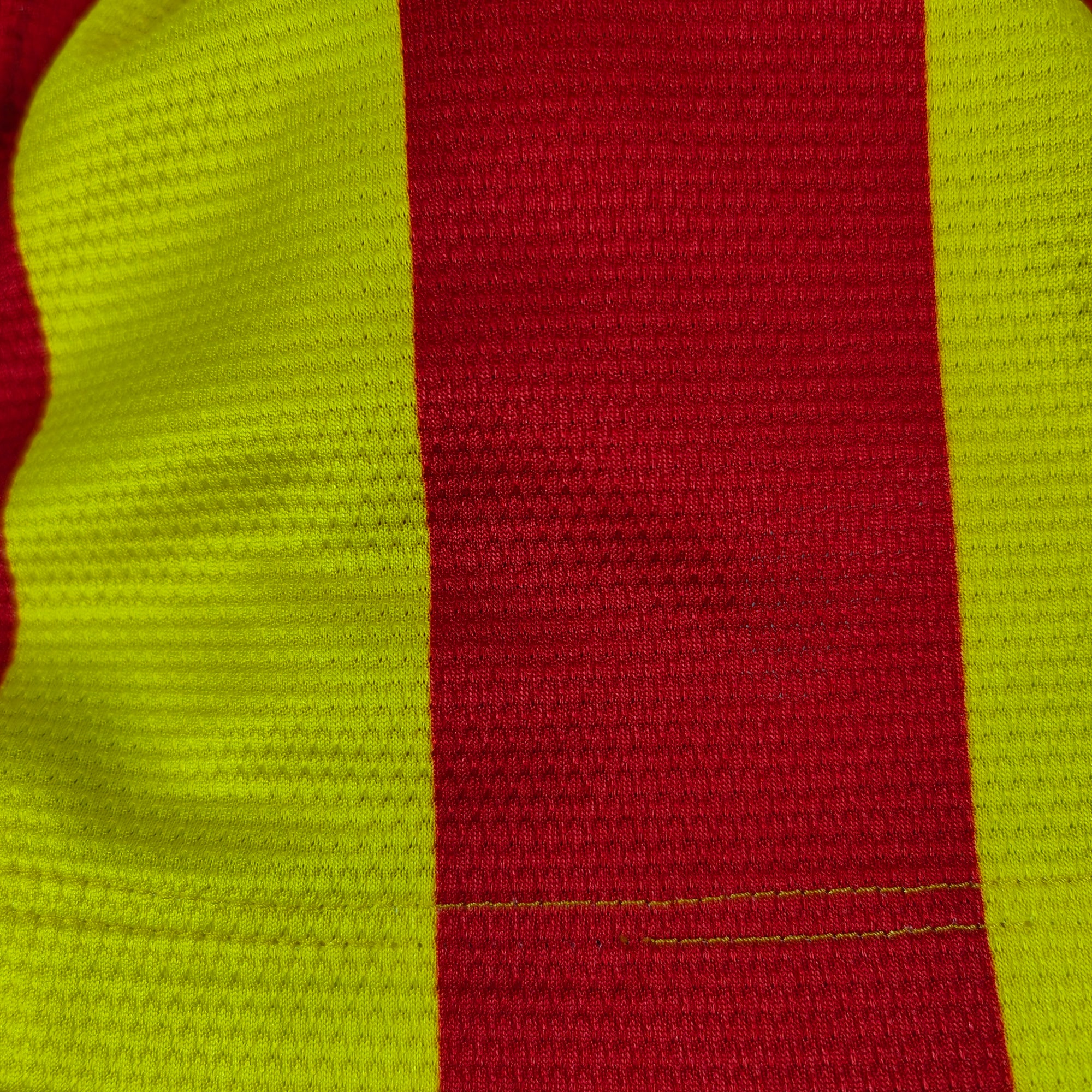 2013-14 FC Barcelona Away Shirt Iniesta 