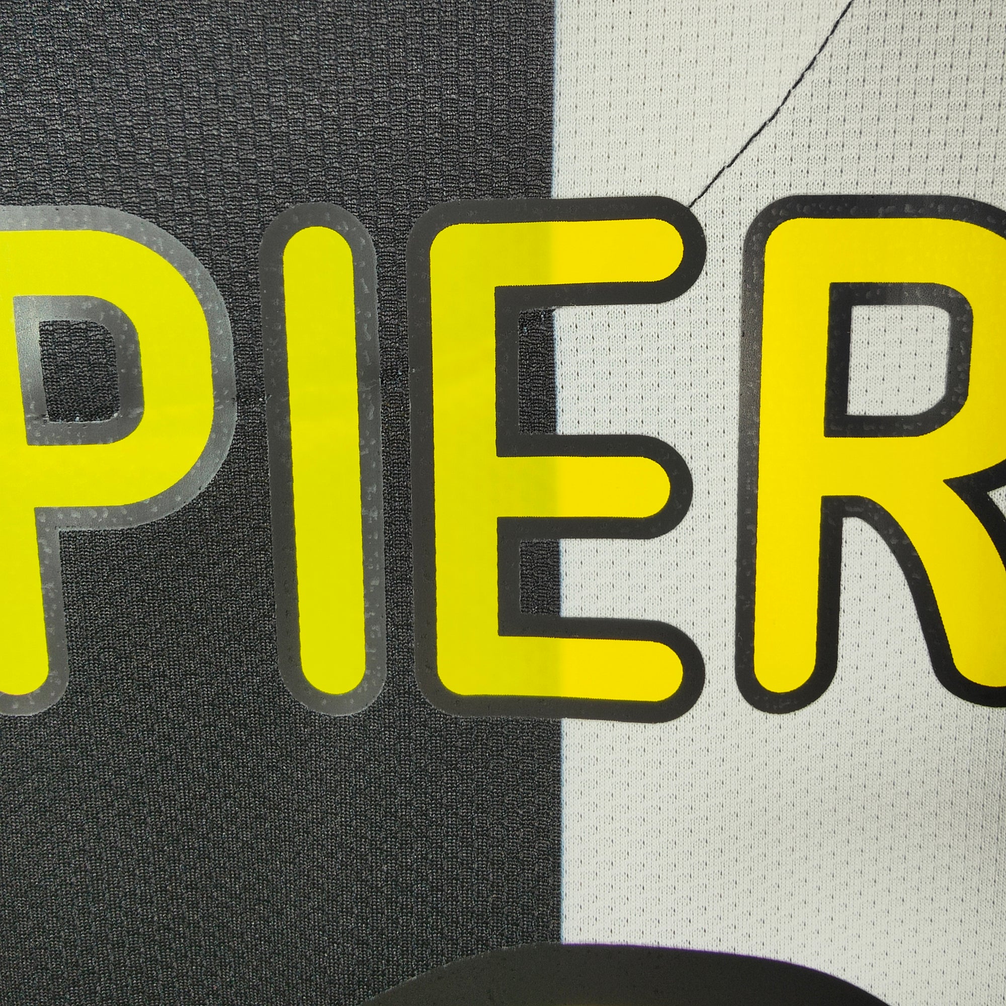 AUCTION 2008-09 Juventus Home Shirt Del Piero 