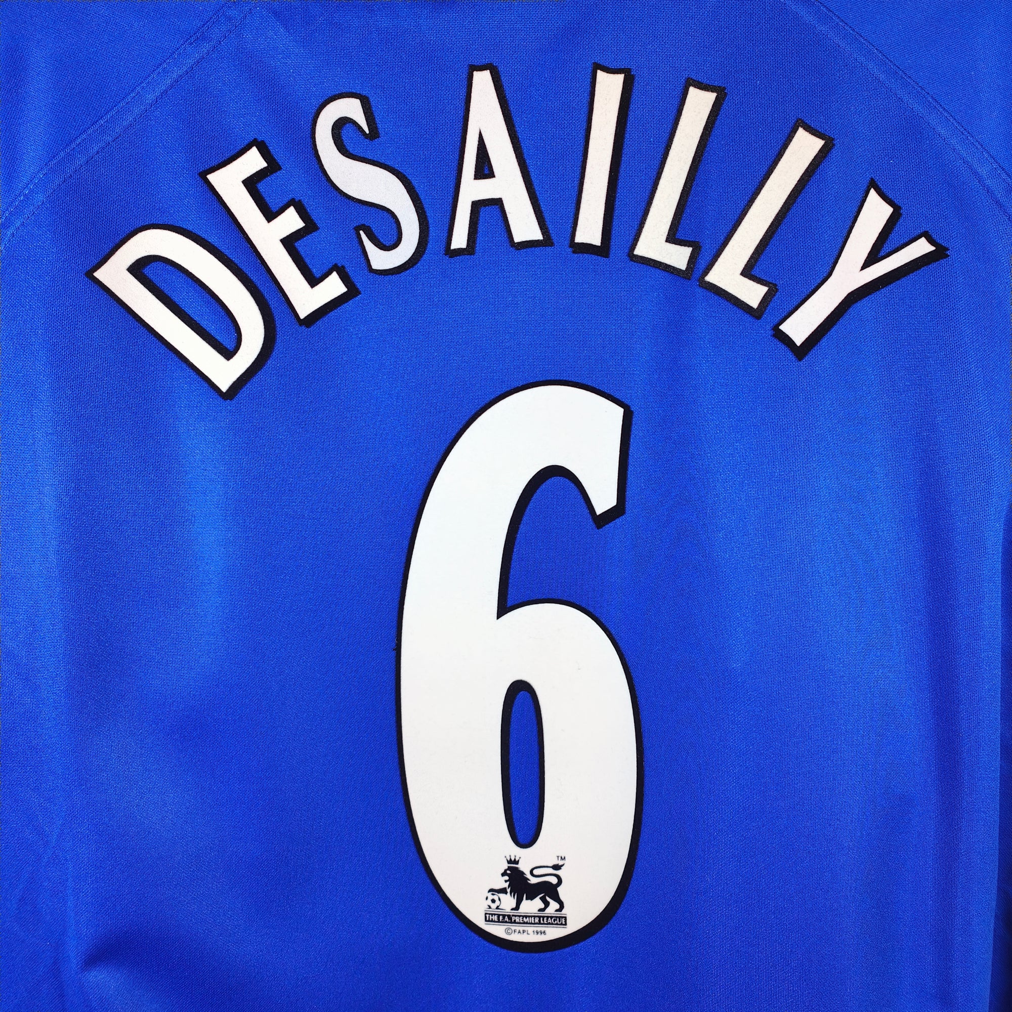 1999-01 Chelsea Home Shirt Desailly 