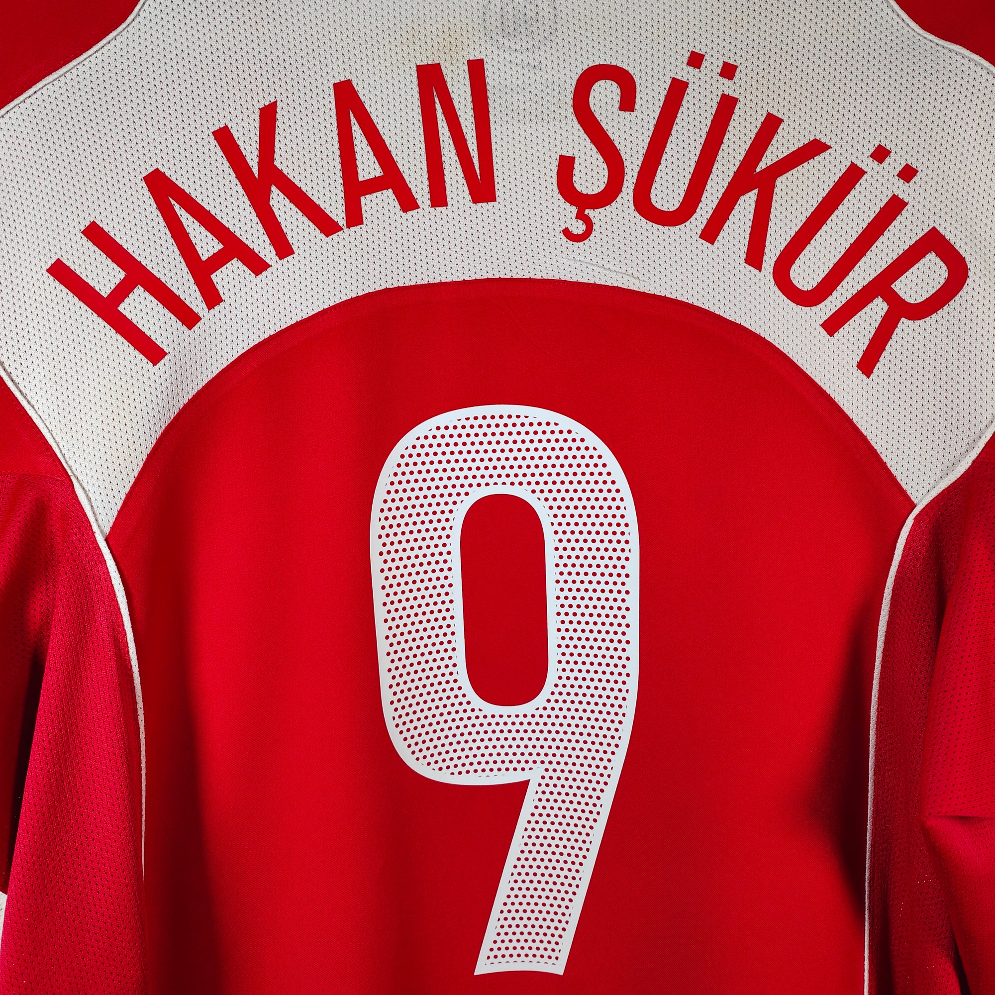 2004-06 Turkey Home Shirt Hakan Sukur 