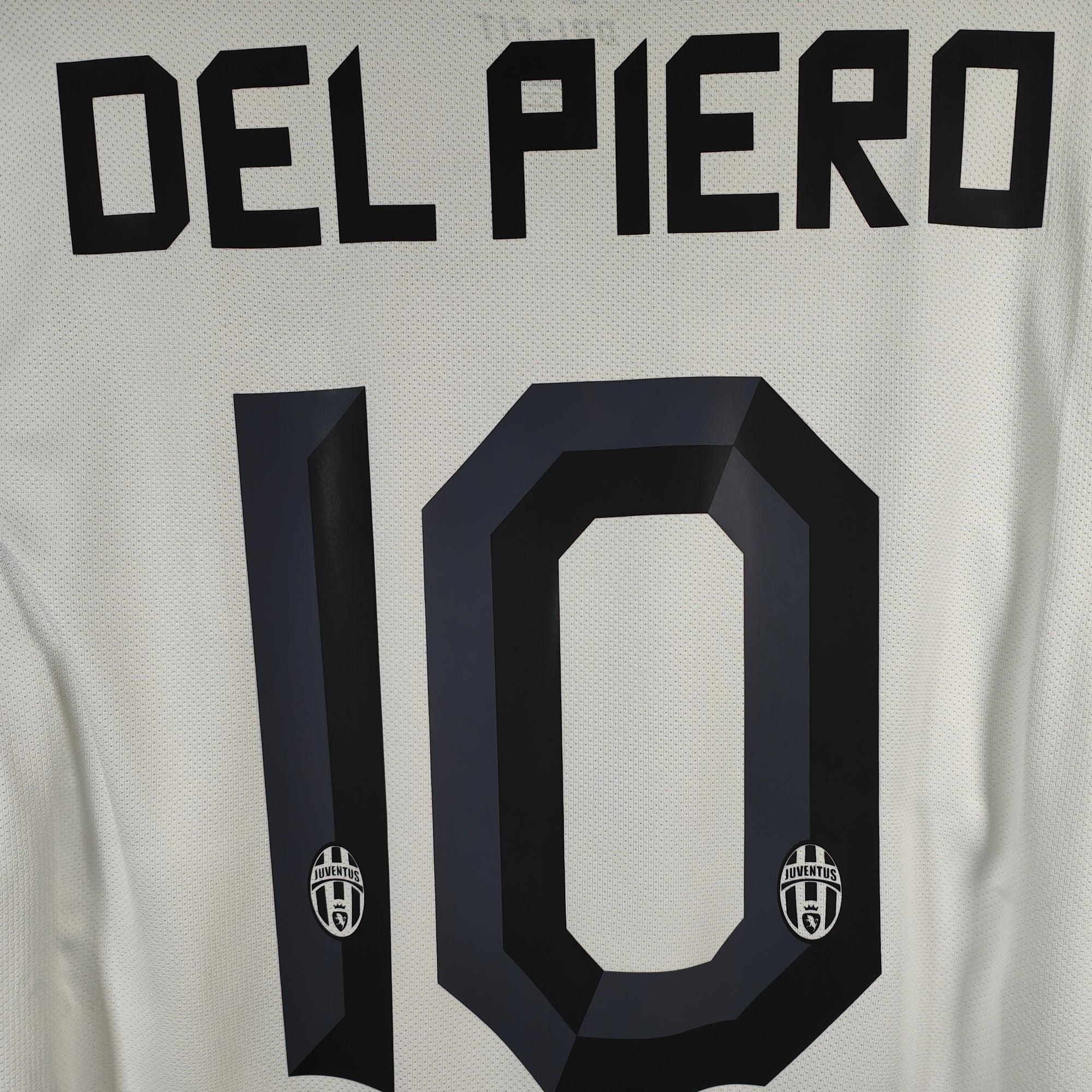 2010-11 Juventus Away Shirt Del Piero 