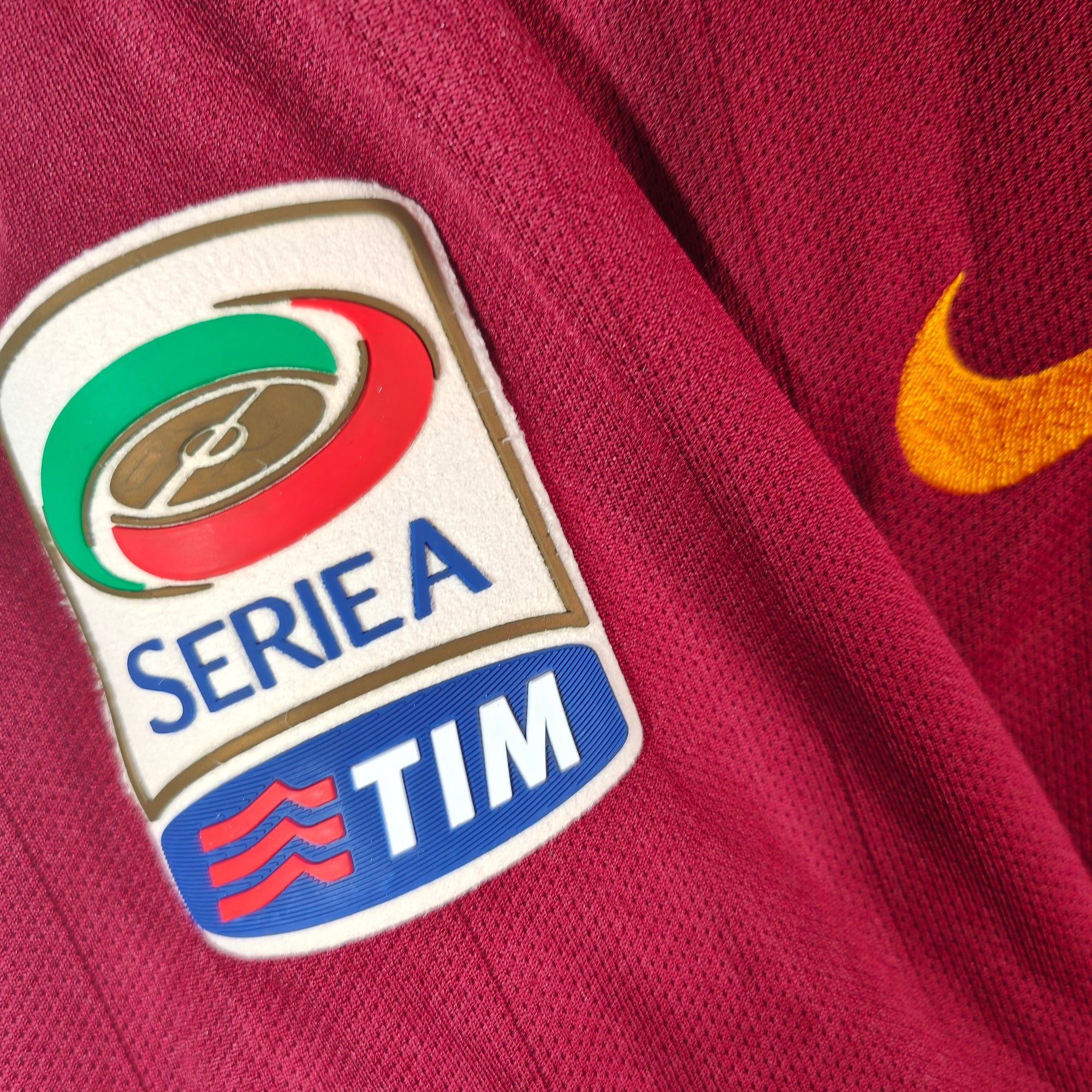 2014-15 AS Roma Home Shirt Totti 