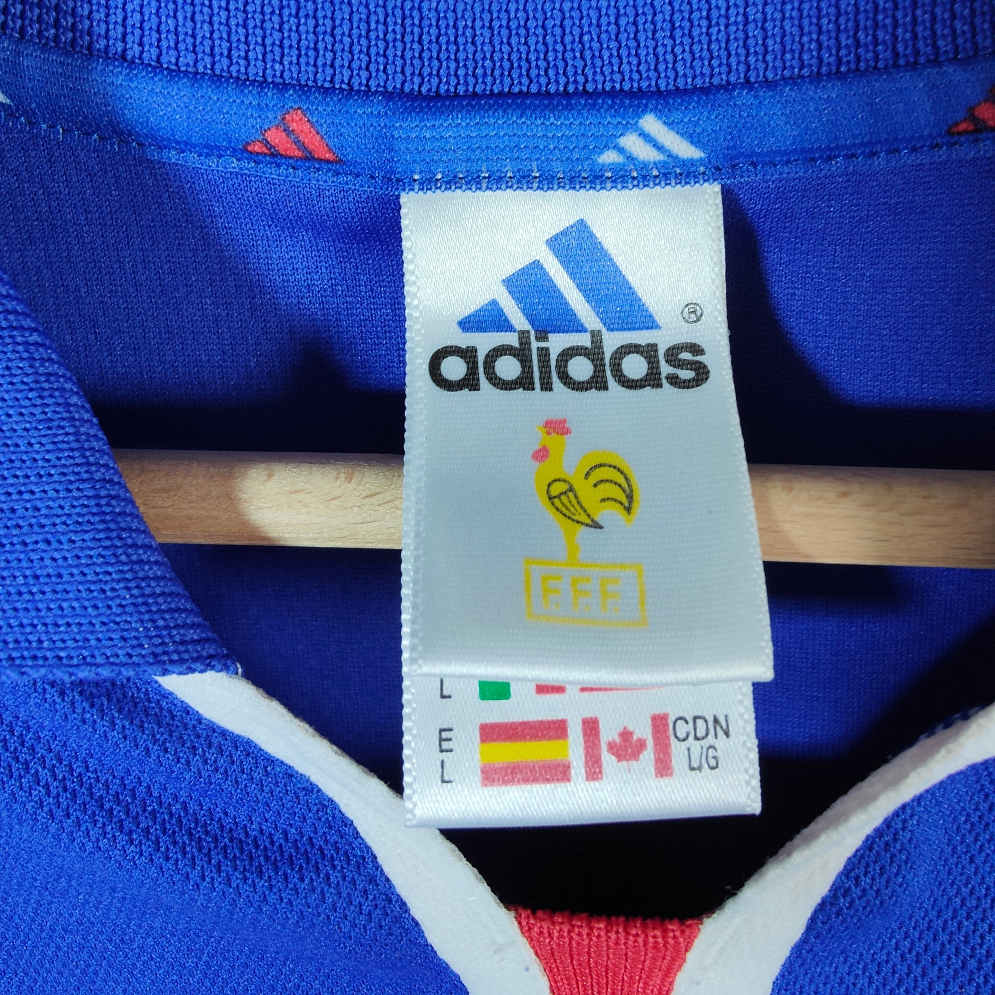 2000-02 France Home Shirt Zidane 