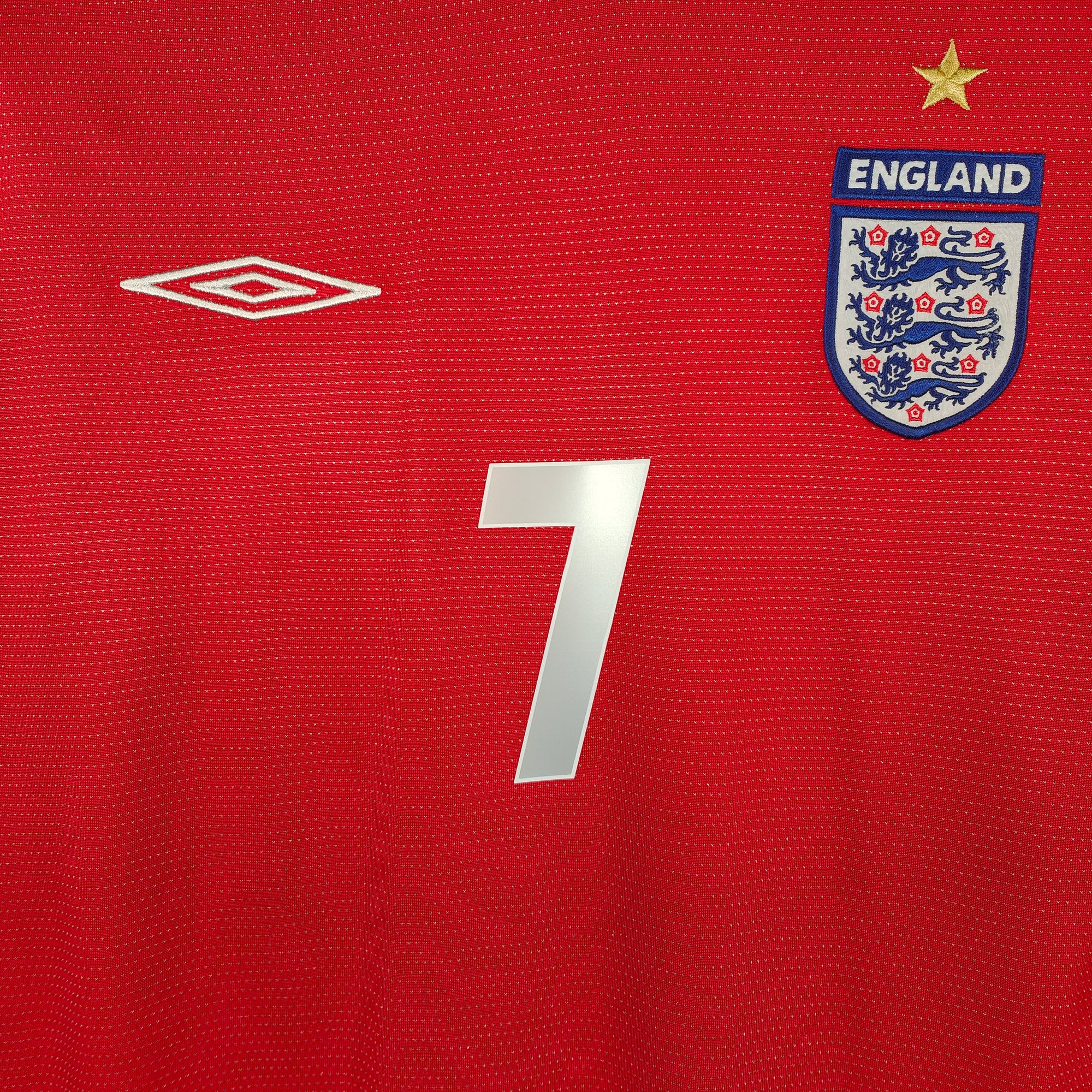 2004-06 England Away Shirt Beckham 