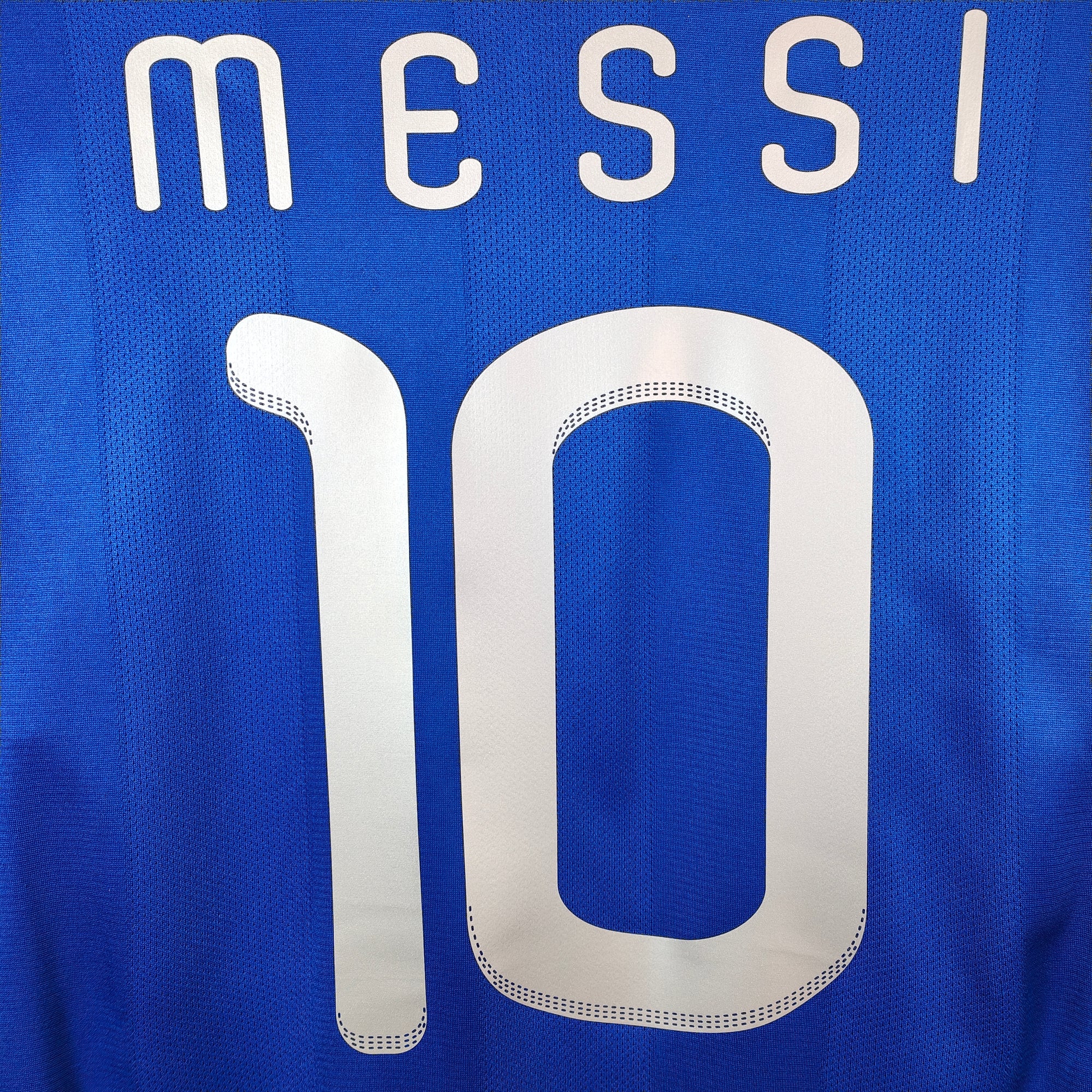 2010-11 Argentina Away Shirt Messi 