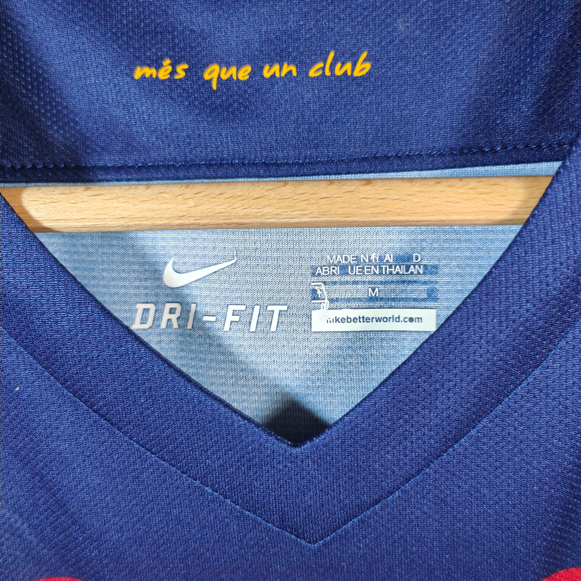 2015-16 FC Barcelona Home Shirt Messi 