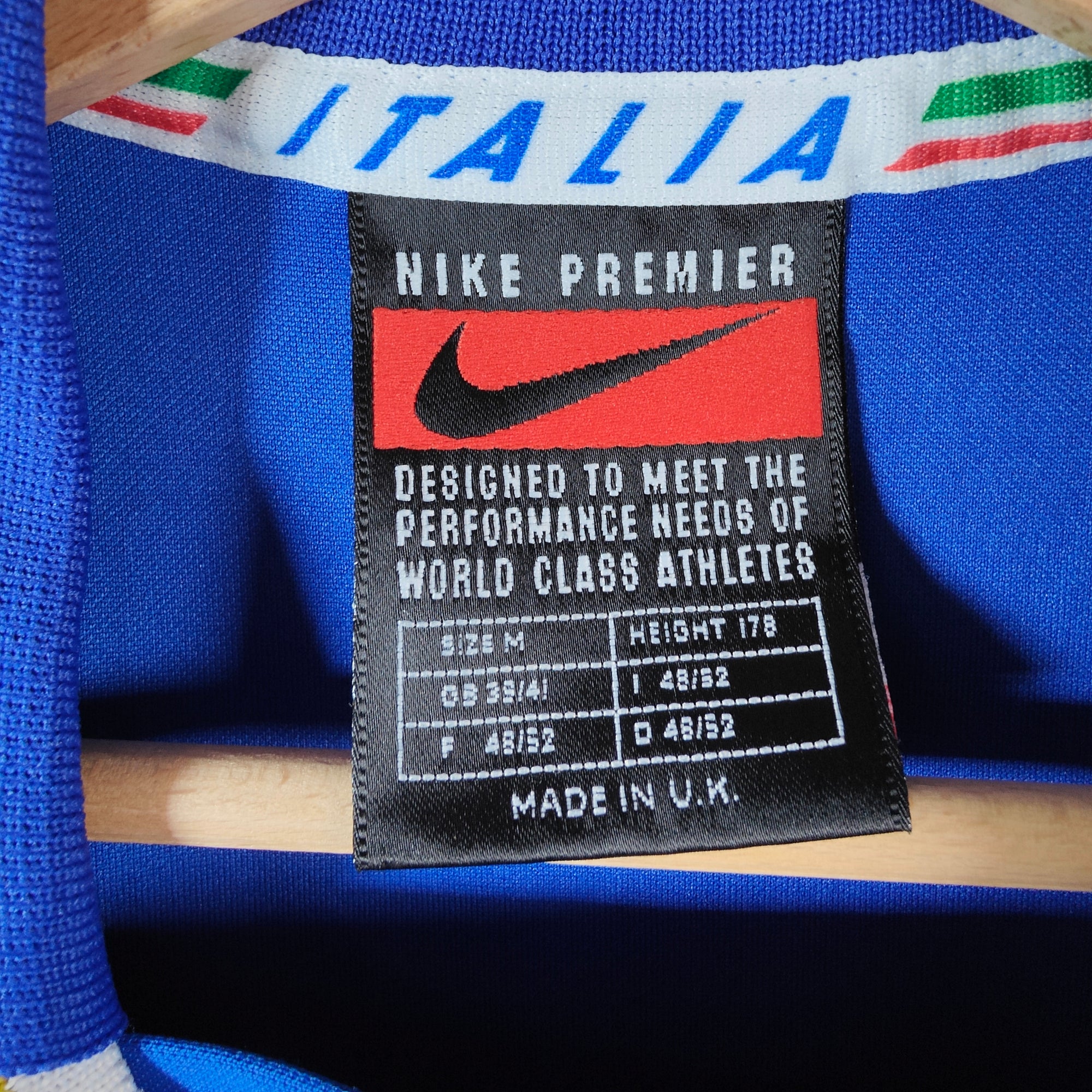 1996-97 Italy Home Shirt Maldini 