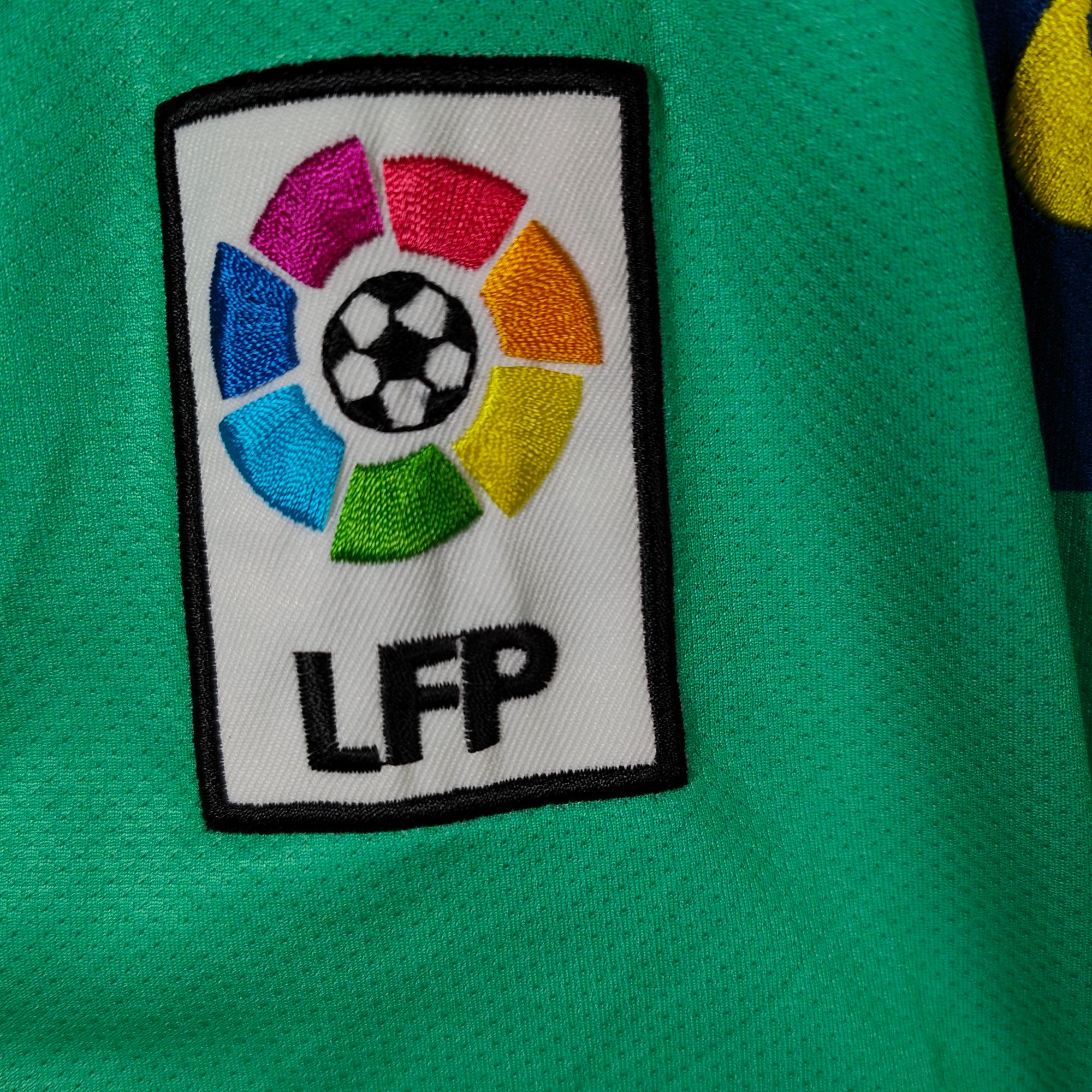 2010-11 FC Barcelona Away Shirt Messi 