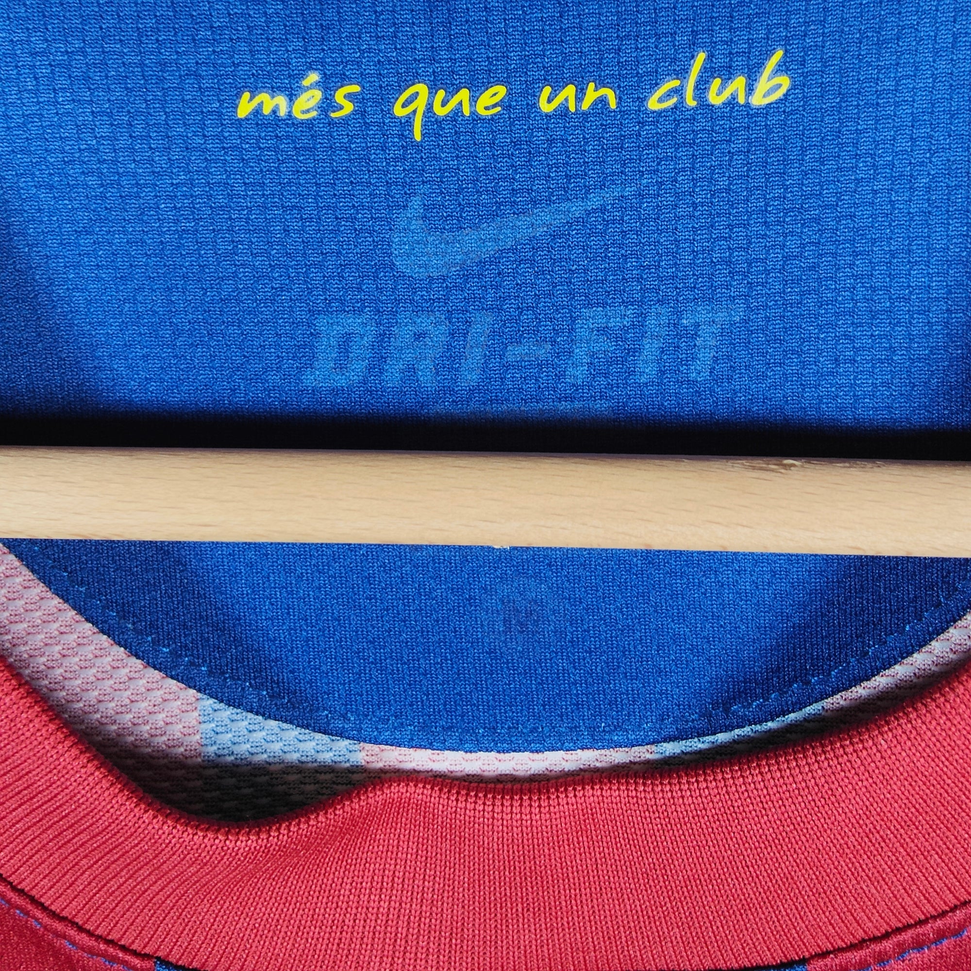2011-12 FC Barcelona Home Shirt Messi 