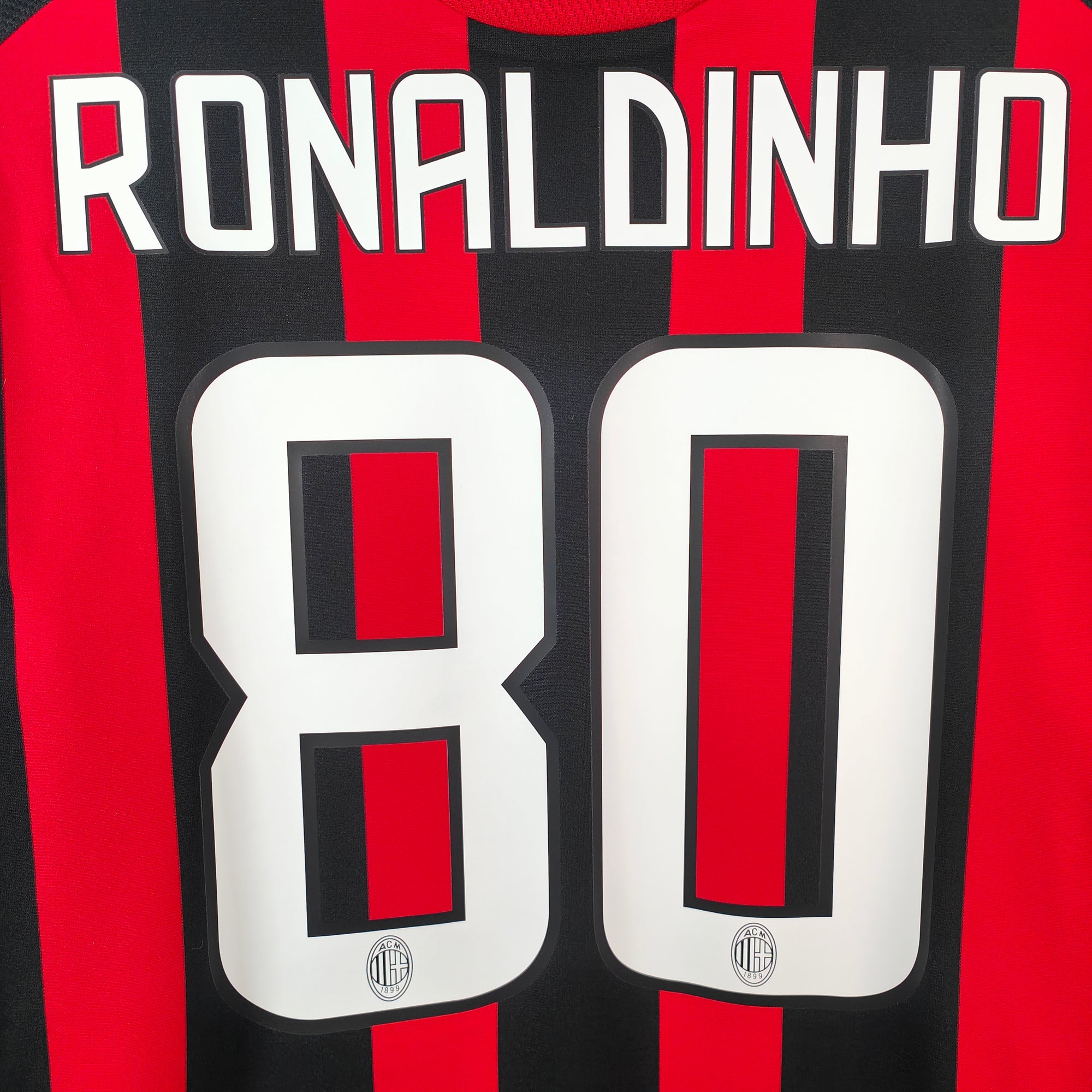 2008-09 AC Milan Home Shirt Ronaldinho LS 