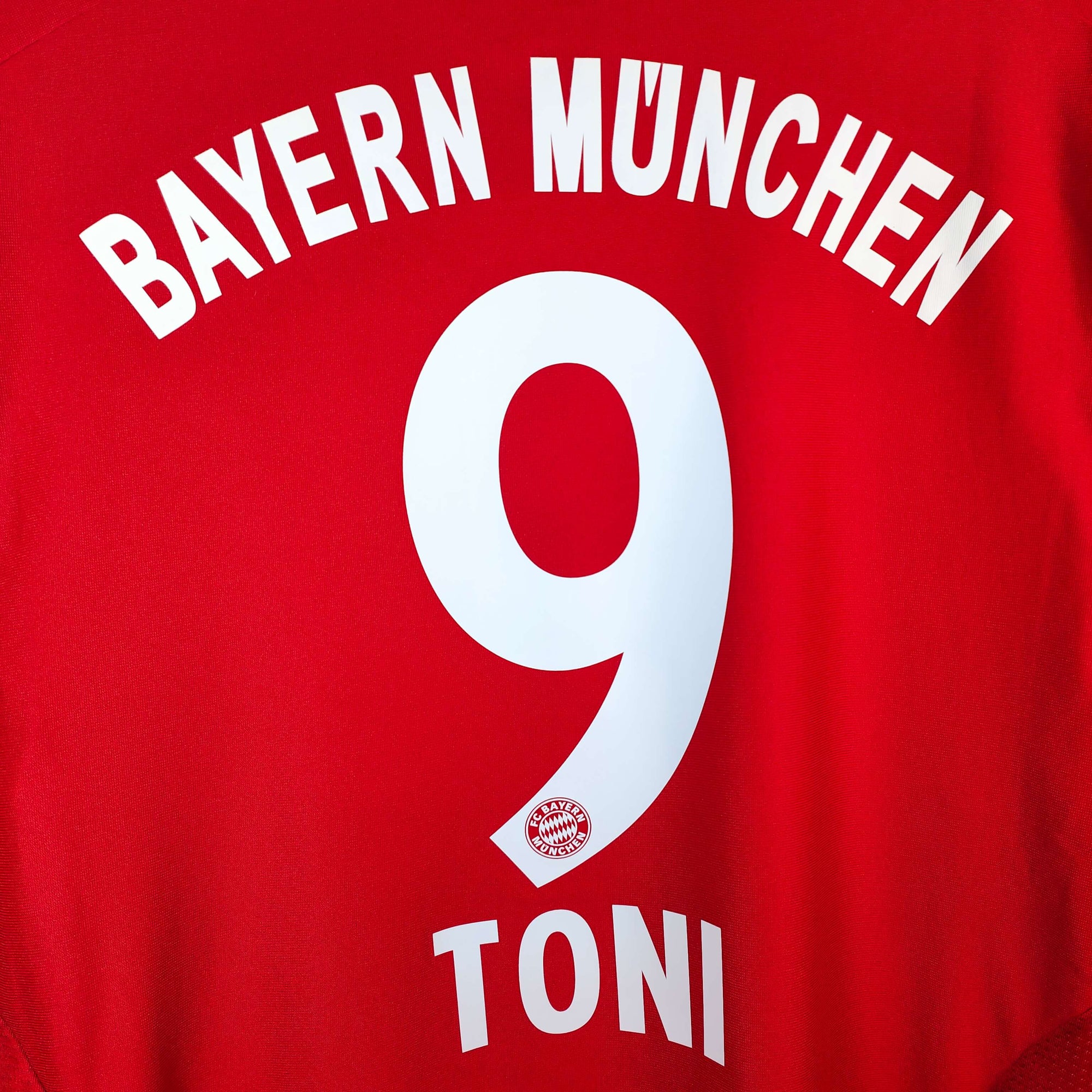 2008-09 Bayern Munich Home Shirt Toni 