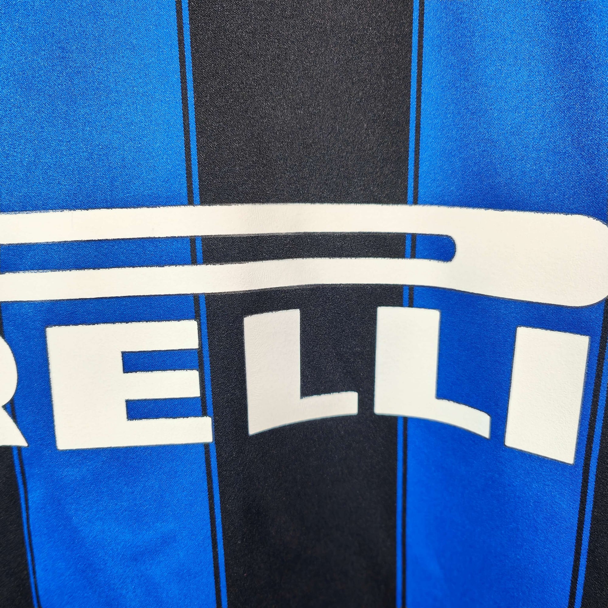 2003-04 Inter Milan Home Shirt Adriano 