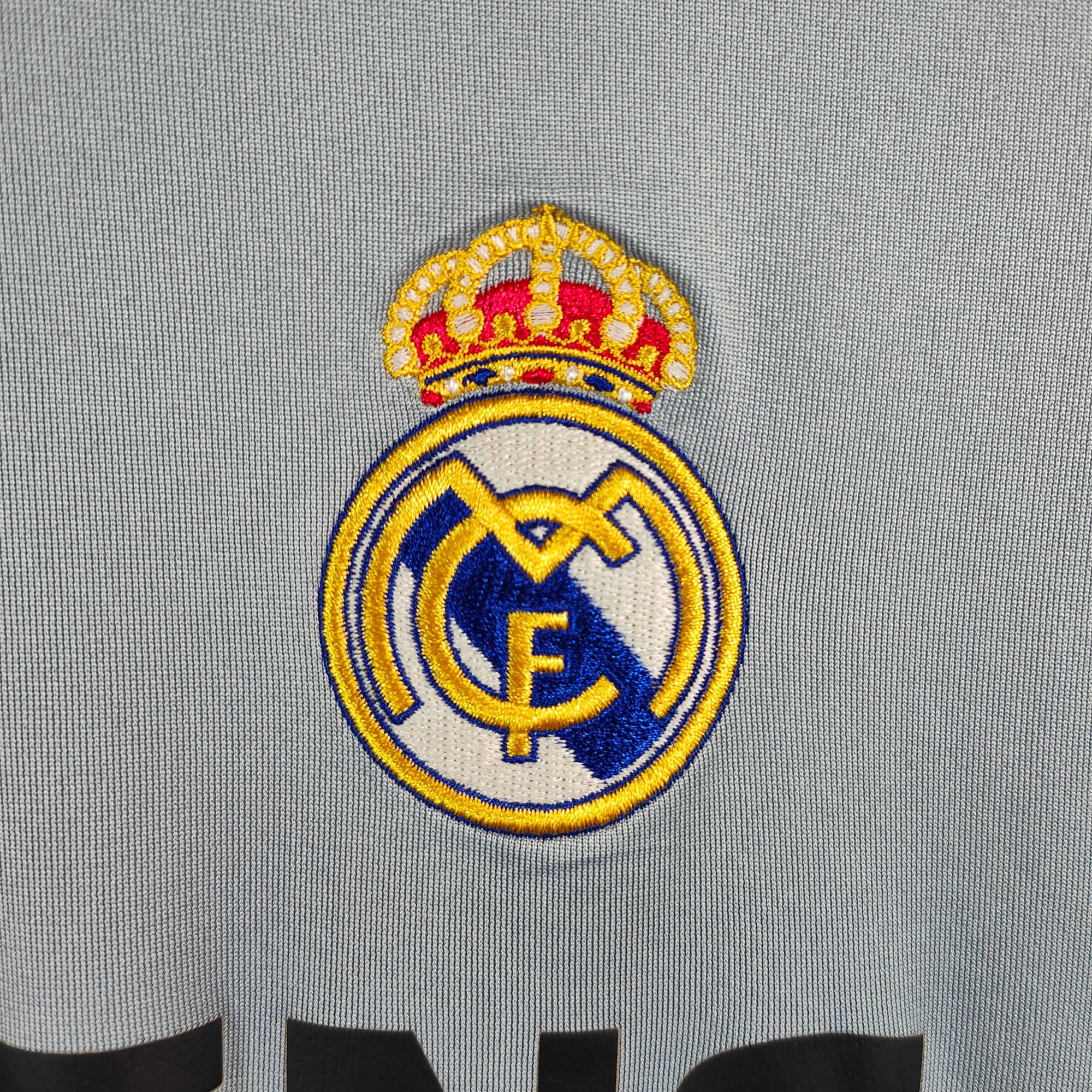 2005-06 Real Madrid Third Shirt Zidane 