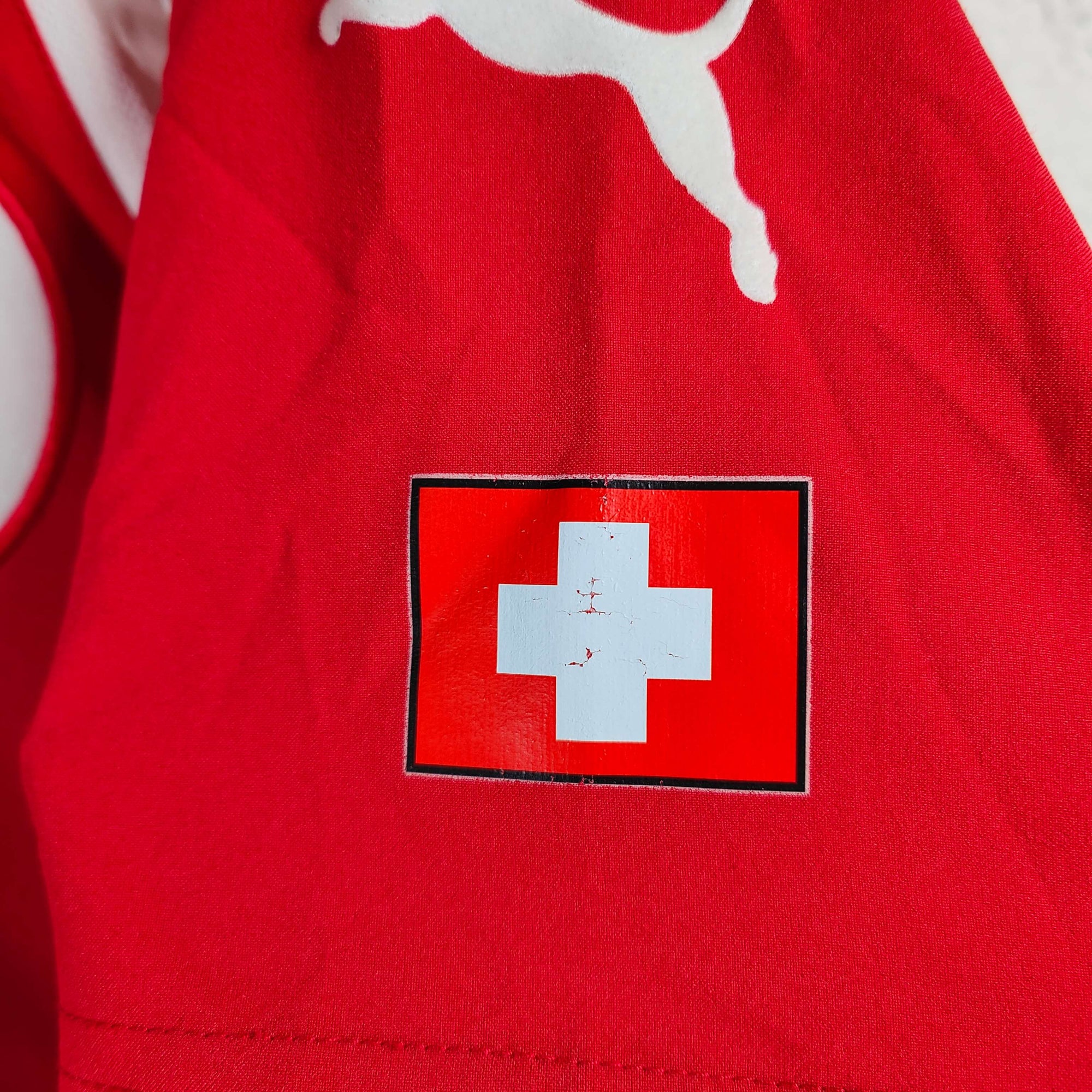 2004-06 Switzerland Home Shirt Hakan Yakin 