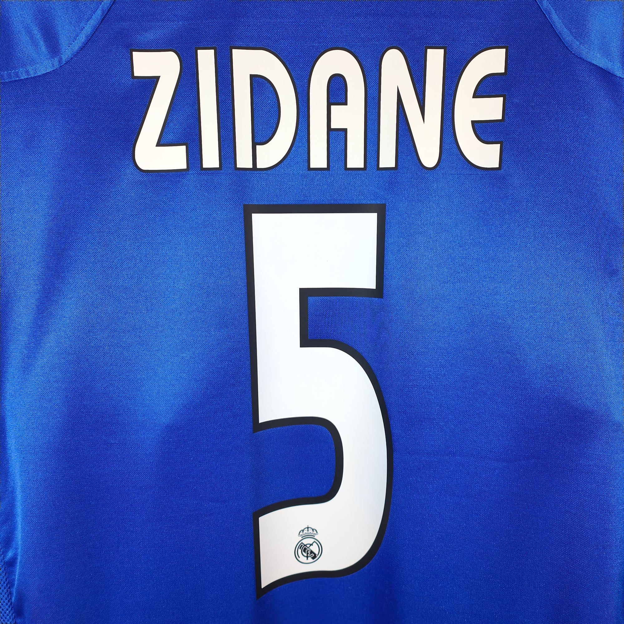 2004-05 Real Madrid Third Shirt Zidane 